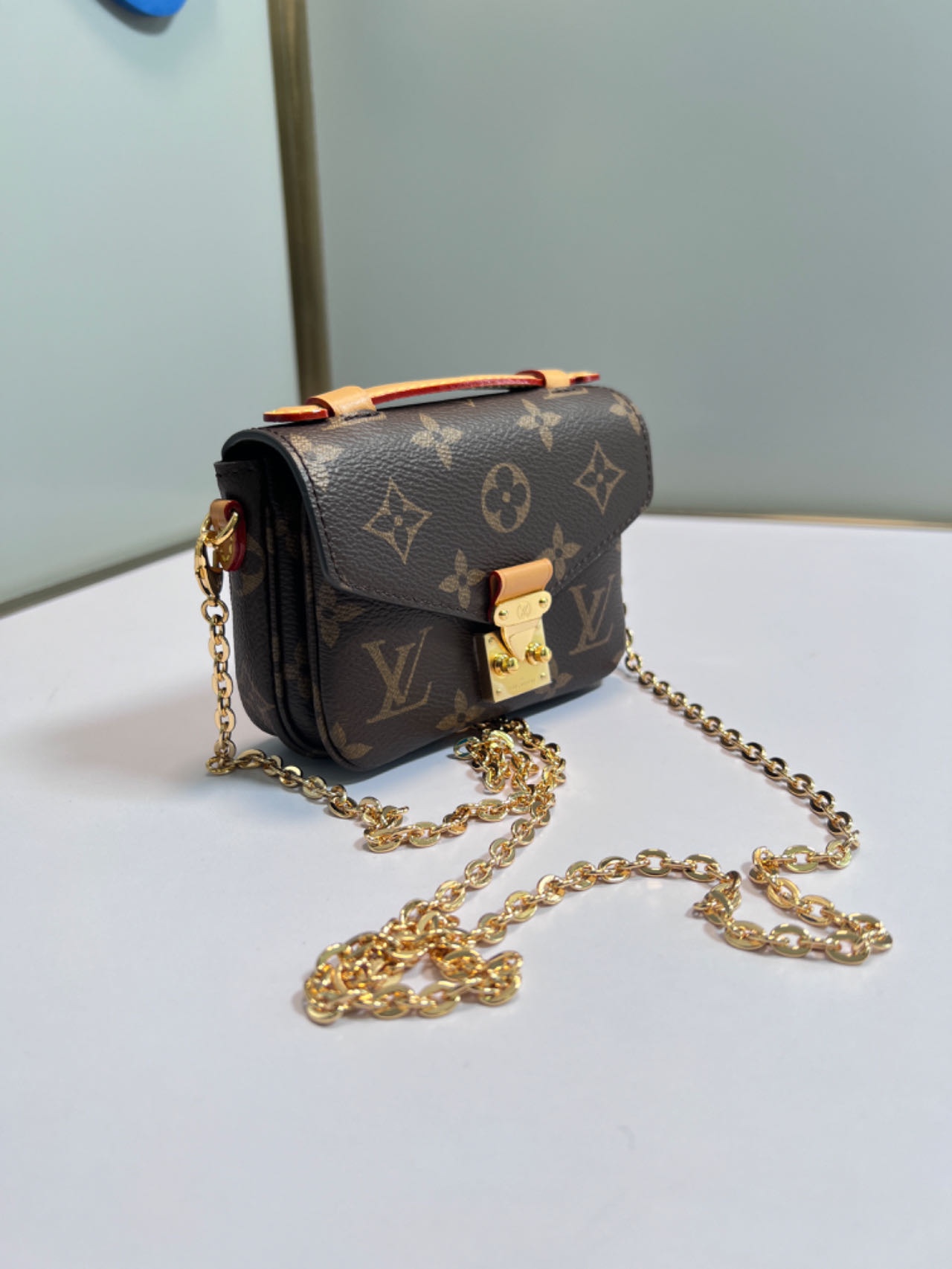 Louis Vuitton LV Pochette MeTis Crossbody & Shoulder Bags Monogram Canvas Cowhide Chains M81267