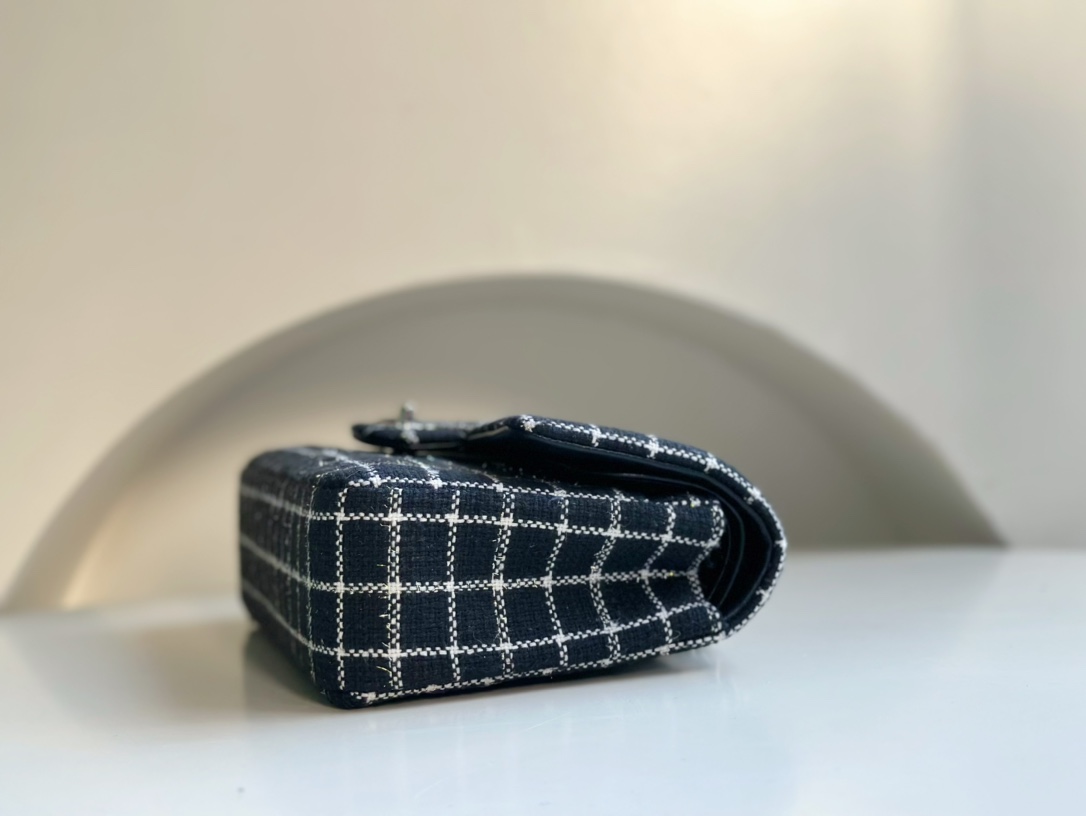 CHANEL 23P handmade plaid bag with CF lambskin lining. Limited edition. Very popular with celebrities and bloggers. Can be worn on one shoulder a