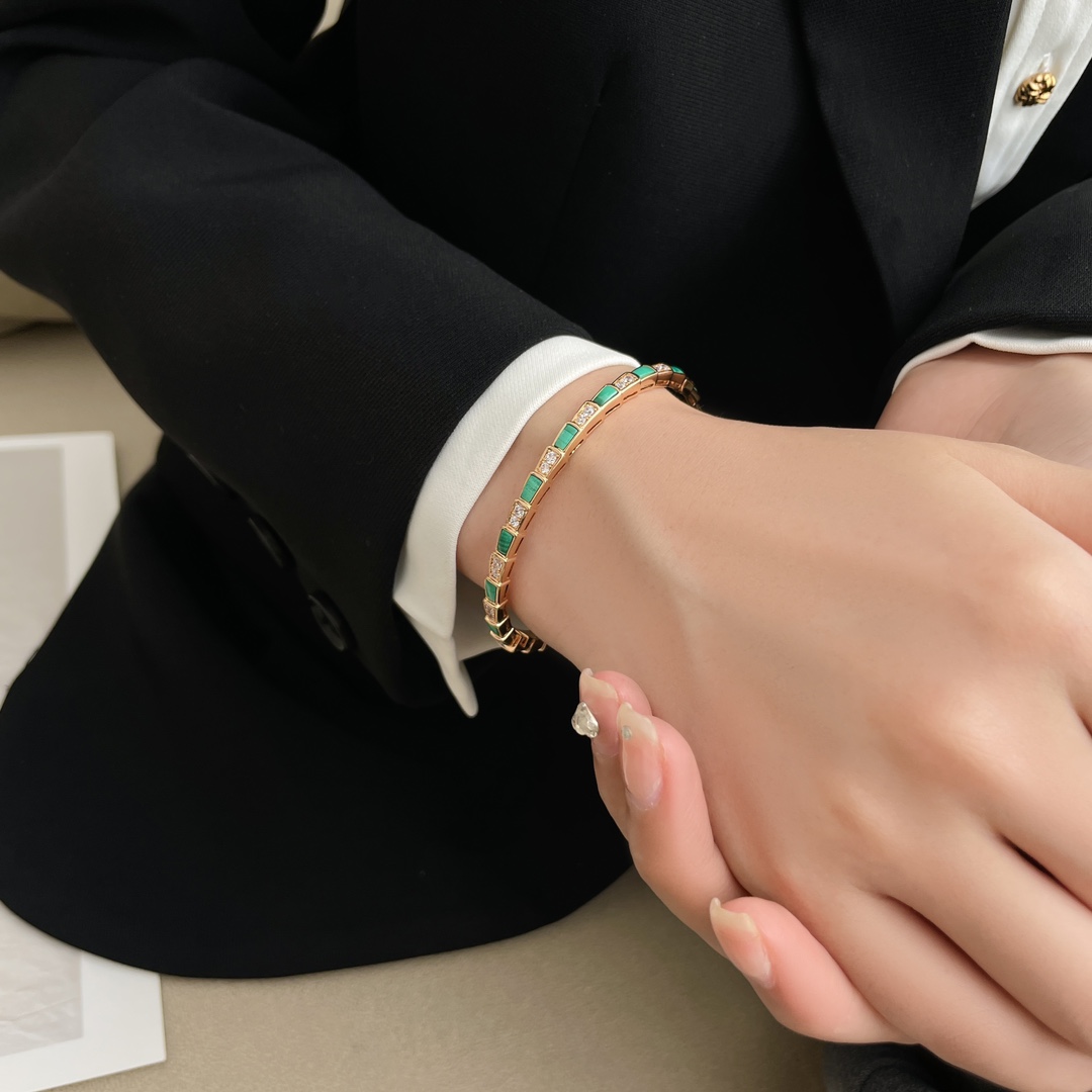 Luxurious Serpenti Viper Snake Bracelets: Elegant and Alluring Women’s Party Accessories - 图片 9