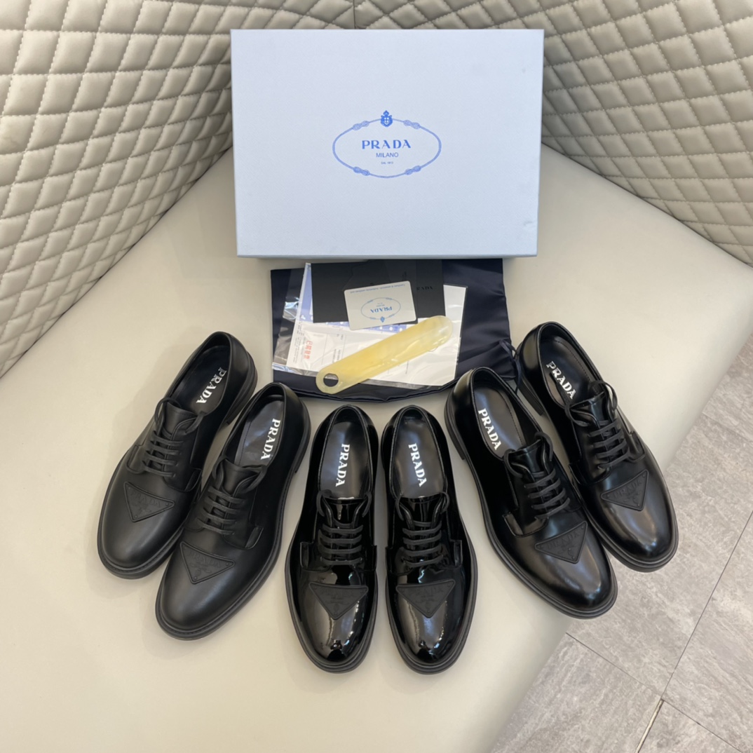 Precio de venta: P290 Calidad de gama altaMarca: Prad* "Prada*" Zapatos de pielTalla: 38-44 (45,46 d