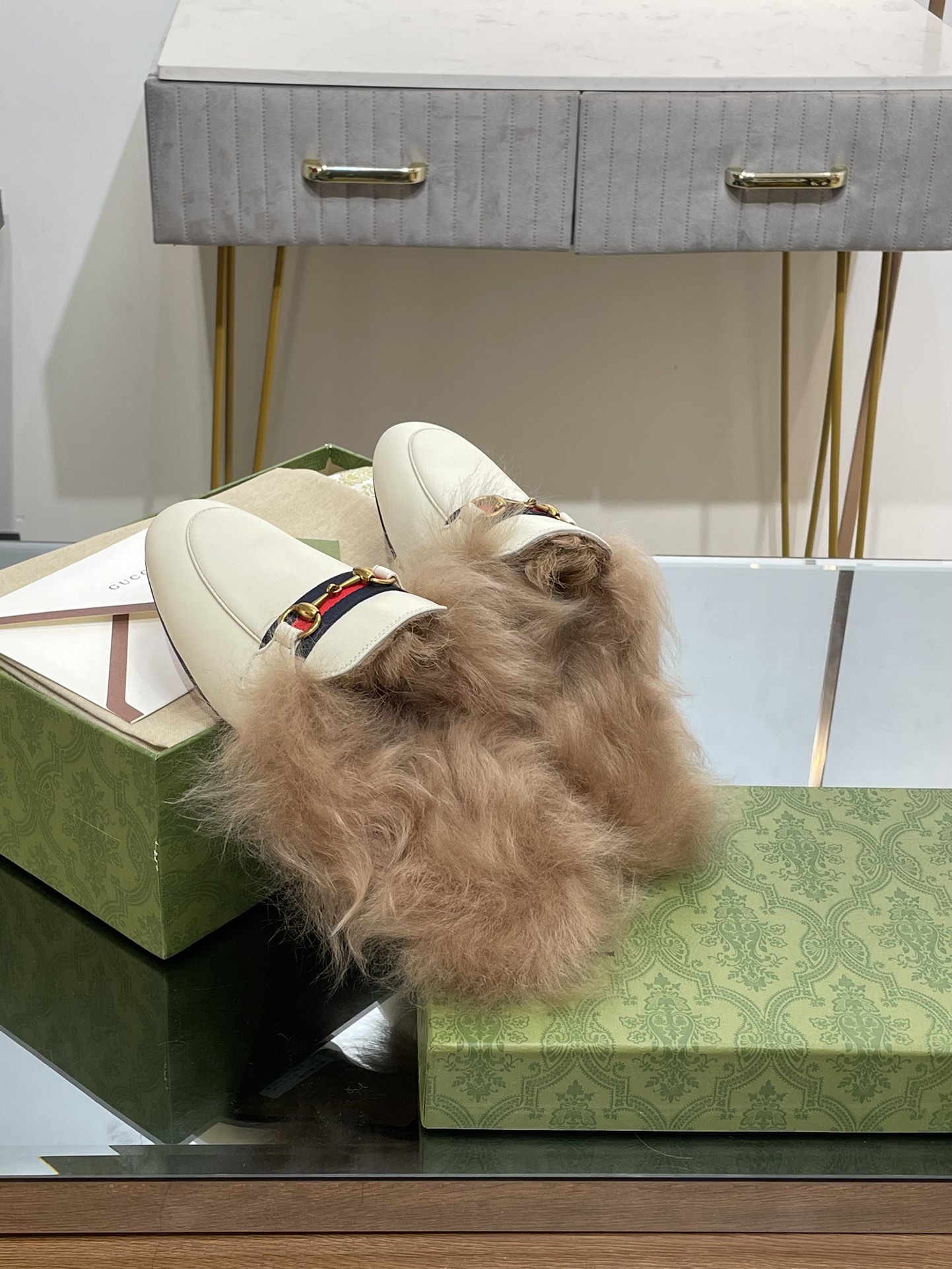 Gucci Princetown Leather Slipper with Horsebit Detail 5 i1691489895 6624 2