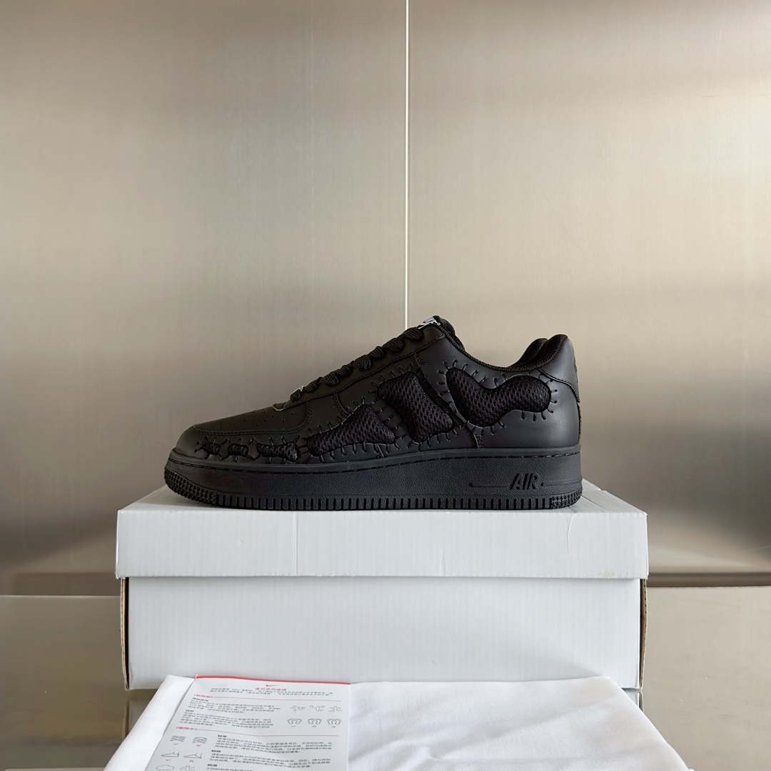 Handmade Zirconium Nike Air Force 1 Bone Shoes with Unique Design - 图片 5