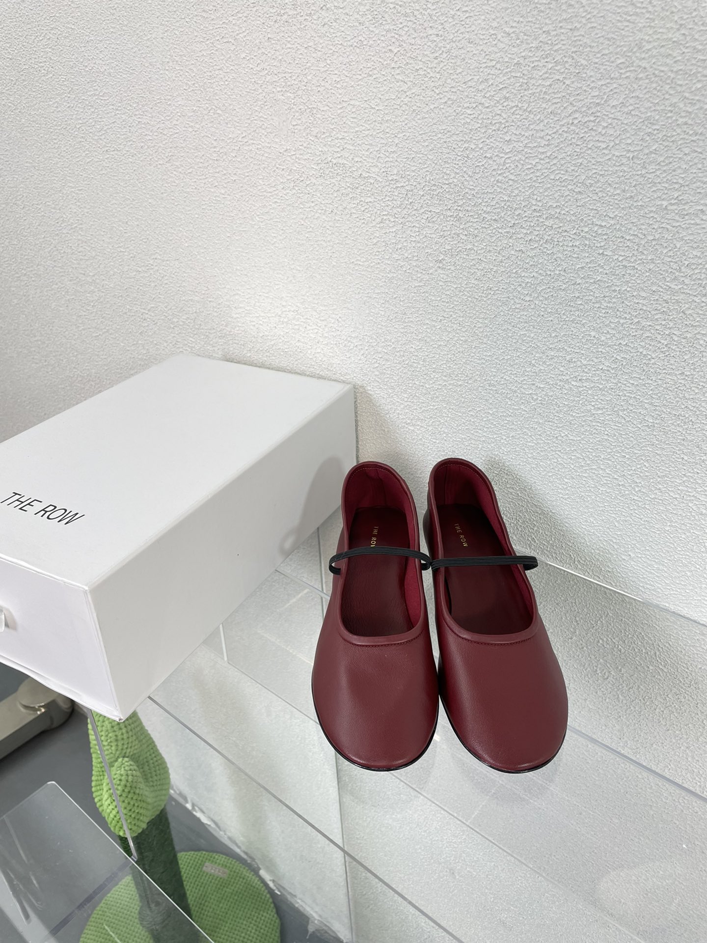The Row Store
 Flat Shoes Flip Flops Burgundy Red White Genuine Leather Lambskin Sheepskin