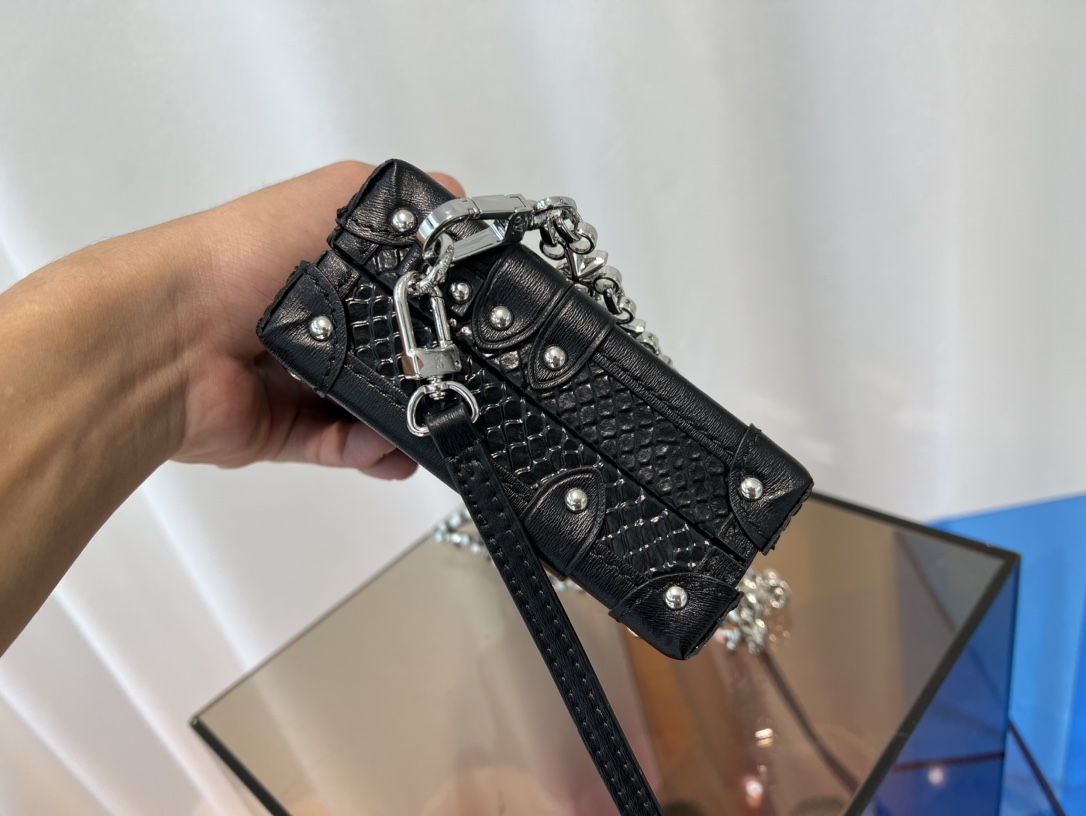 M40273 Black Snakeskin Trunk Collection PETITE MALLE Handbag - Bag 3