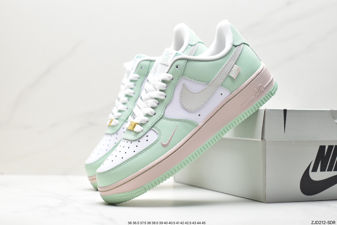 Air Force 1 Low DB3301-099