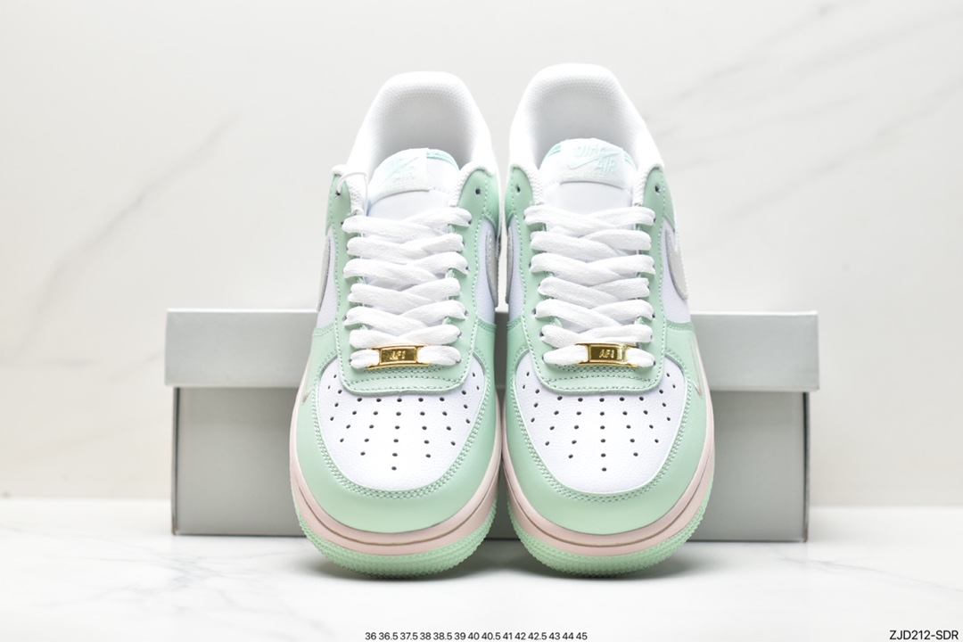 240 Air Force 1 Low DB3301-099