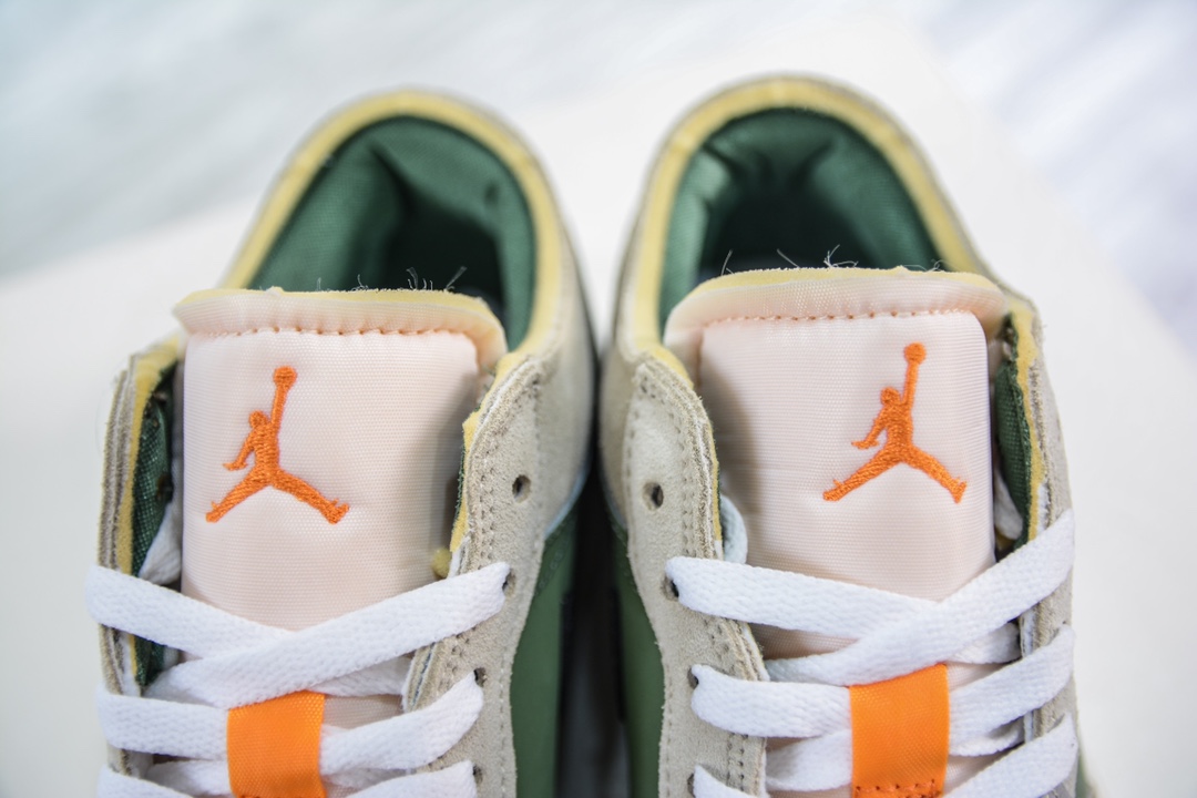 180 Air Jordan 1 Low AJ1乔1低帮休闲板鞋 FD6819-300