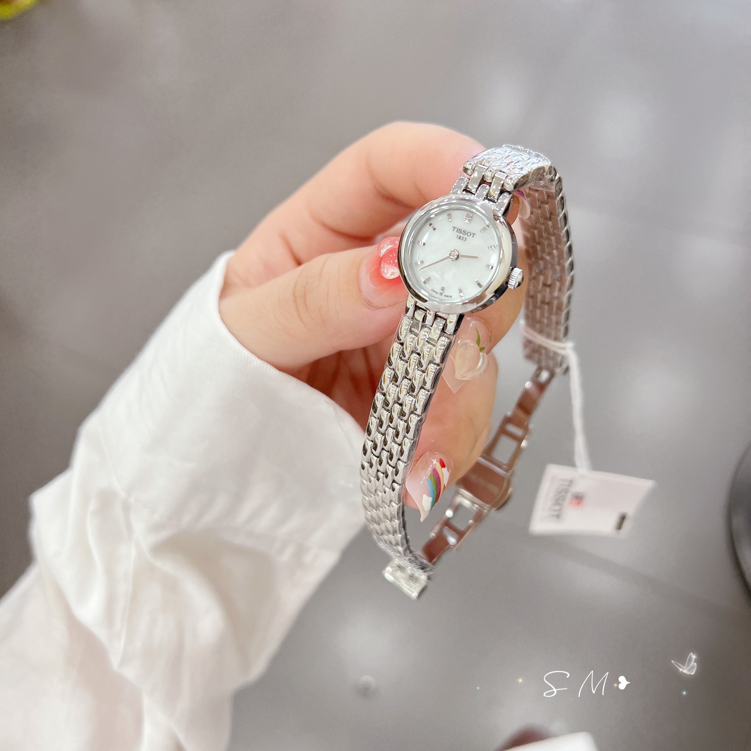 Trendy TISSOT Stone Women’s Watches: Silver, Rose Gold, and Steel Options Available - 图片 6