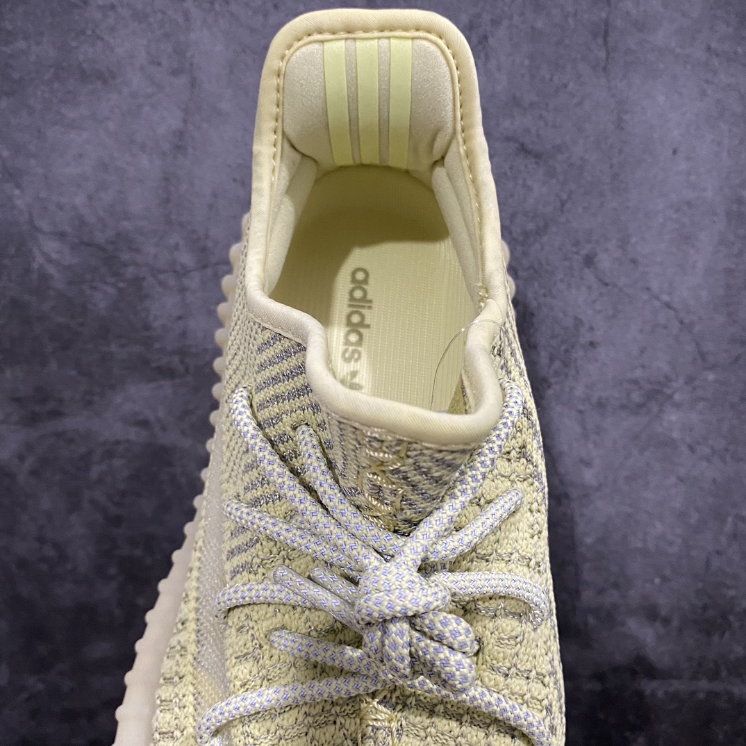 LW version of Yeezy350 V2 Antlia dirty yellow starry sky FV3255