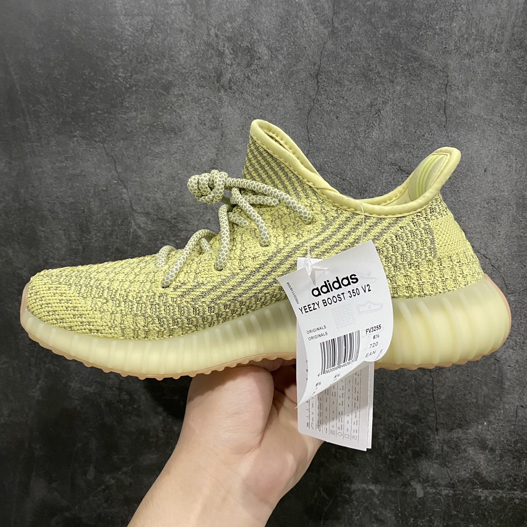 LW version of Yeezy350 V2 Antlia dirty yellow starry sky FV3255