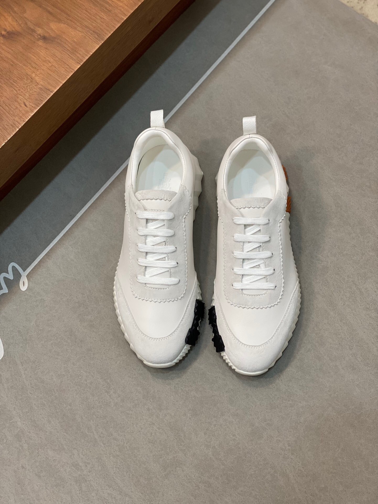 NO:216670,Brand HERMES original color matching Number of 38-44 Standard code Price Material Hermes new style Boutique sports shoes Upper cowhide creates a full cowhide footbed cowhide inner style fashionable dynamic original Hermes comfortable sole Simple and generous sports and casual, Hermes casual shoes, hermes, hermes, sneakers, cowhide19860909品牌HERMES 颜色原版配色 码数38-44 标准码 价格 材质爱马仕新款 精品运动鞋 鞋面牛皮打造全牛皮垫脚牛皮内里版型时尚 动感十足原版 爱马仕舒适大底 简洁大方运动休闲,爱马仕 休闲鞋,hermes,hermes,sneakers,cowhide,Men's shoes