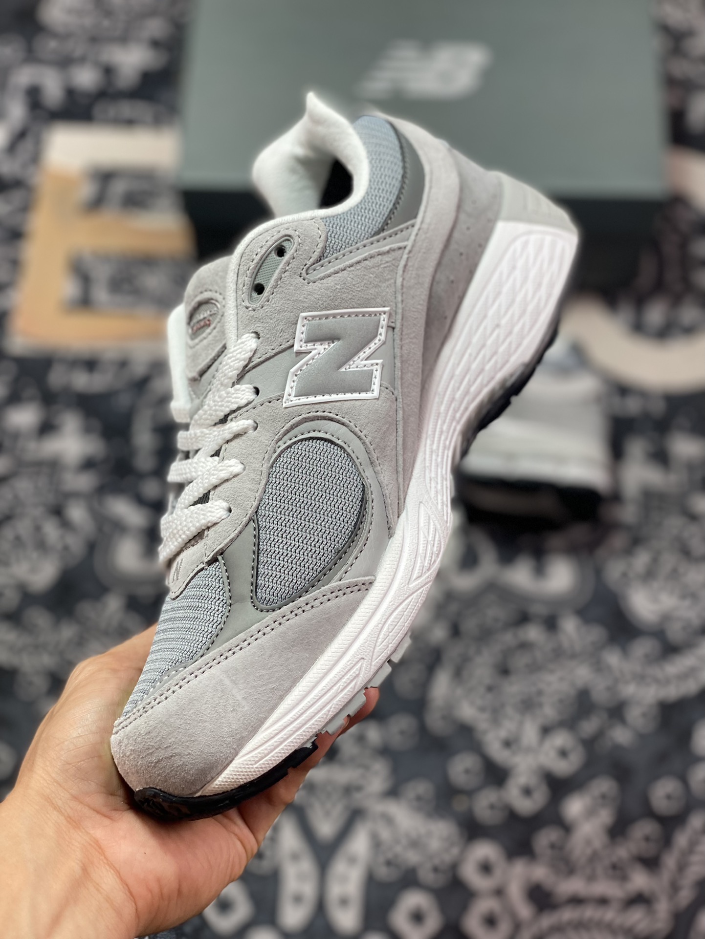 New Balance 2002R ”Light Dark Grey” series low-top retro dad jogging shoes ”3m reflective light gray distressed” M2002R