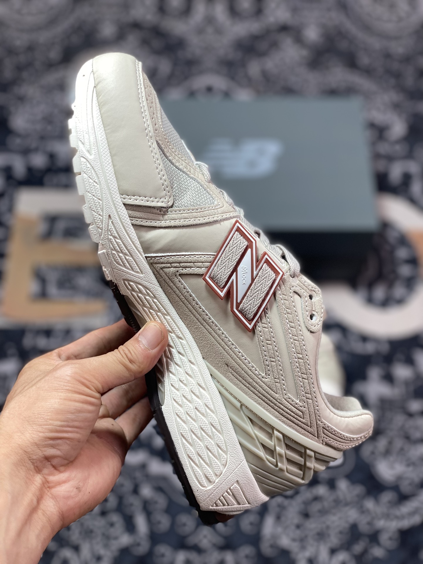 New Balance M1906R series retro dad style casual sports jogging shoes ”Light Khaki Red” M1906RFT