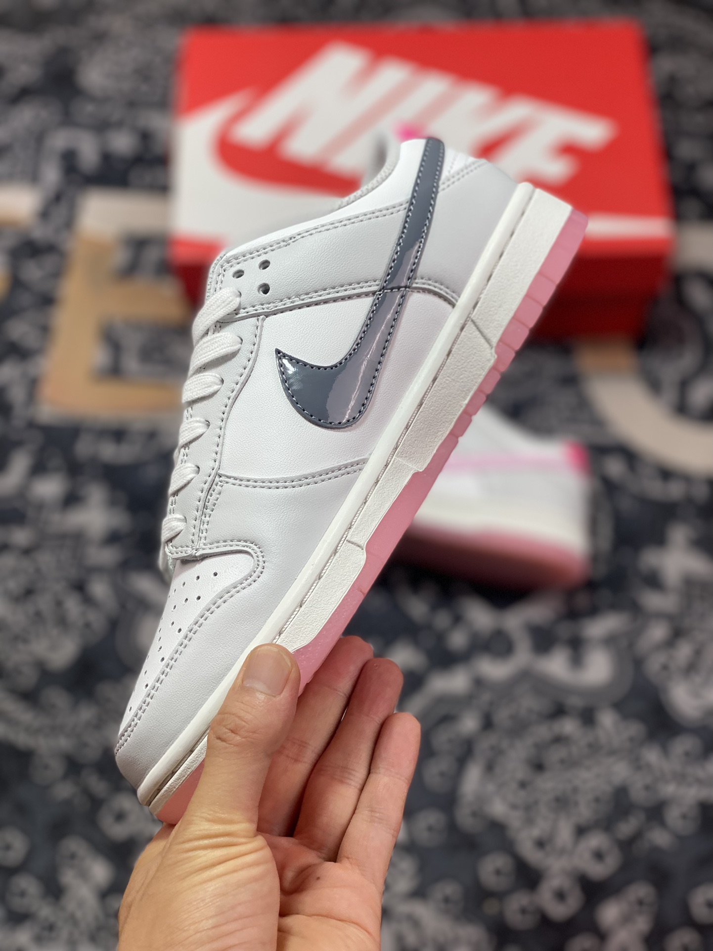 Nike Dunk Low ”520” Pink White FN3451-161