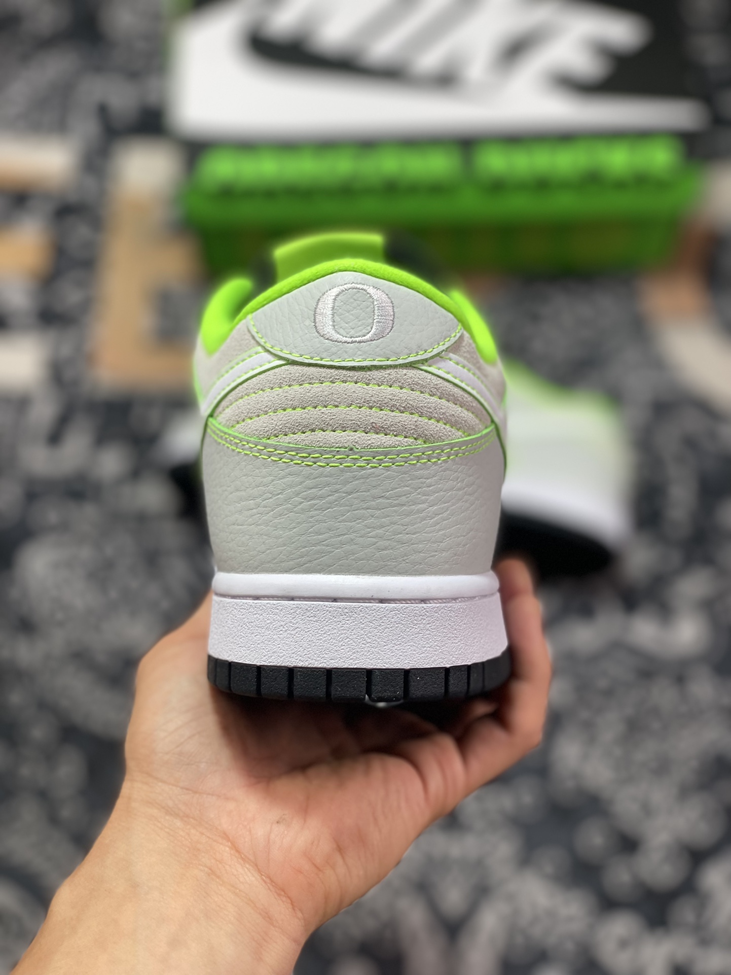 dunk dunk series low-top casual sports skateboard shoes ”white fluorescent green Oregon Ducks” 7260-001