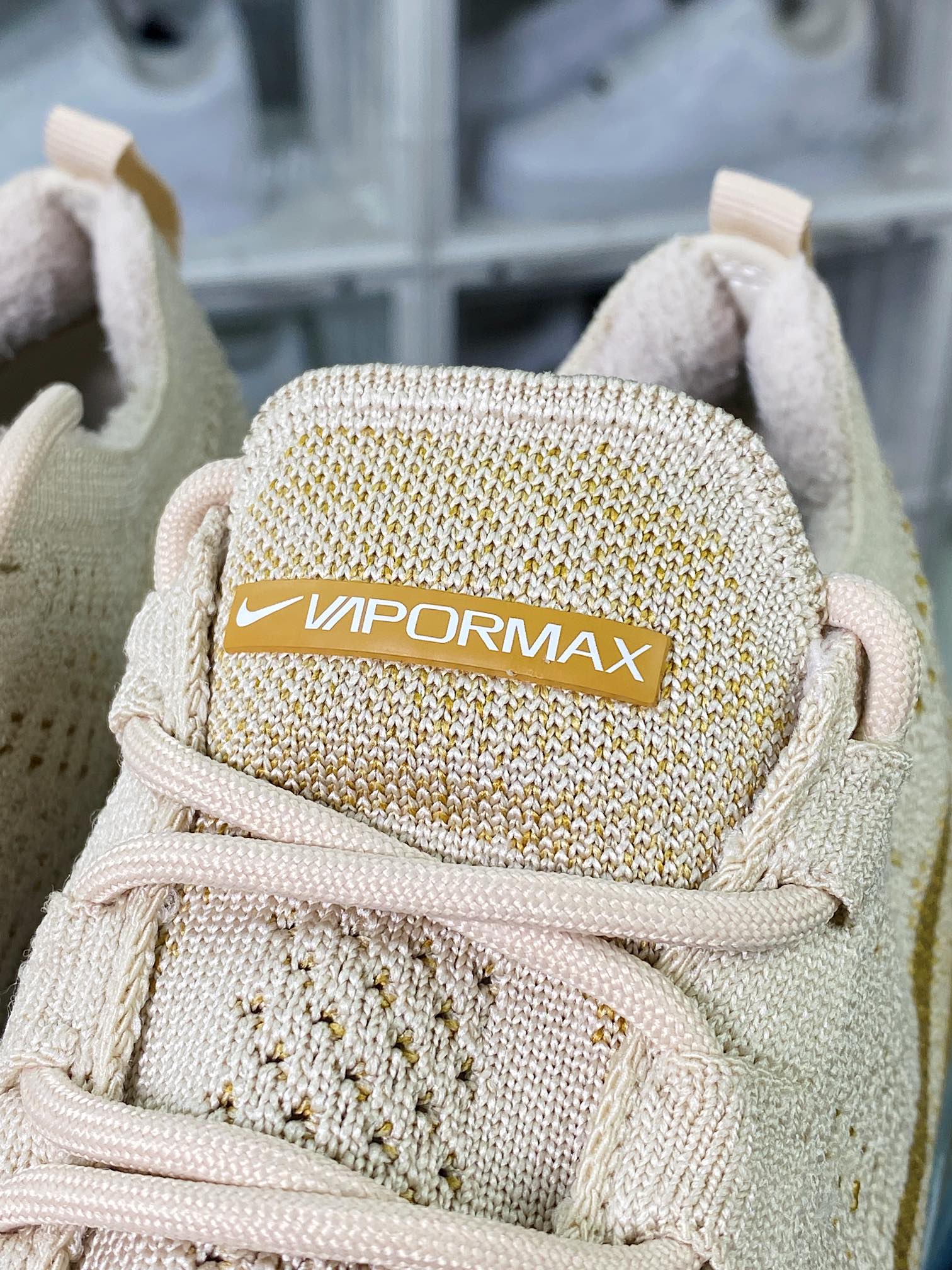 Air VaporMax 2023 Flyknit FK”Tan” 2023 Air Cushion Series Low-Top Running Shoes ”Light Khaki Gilded Hook” DV1678-100