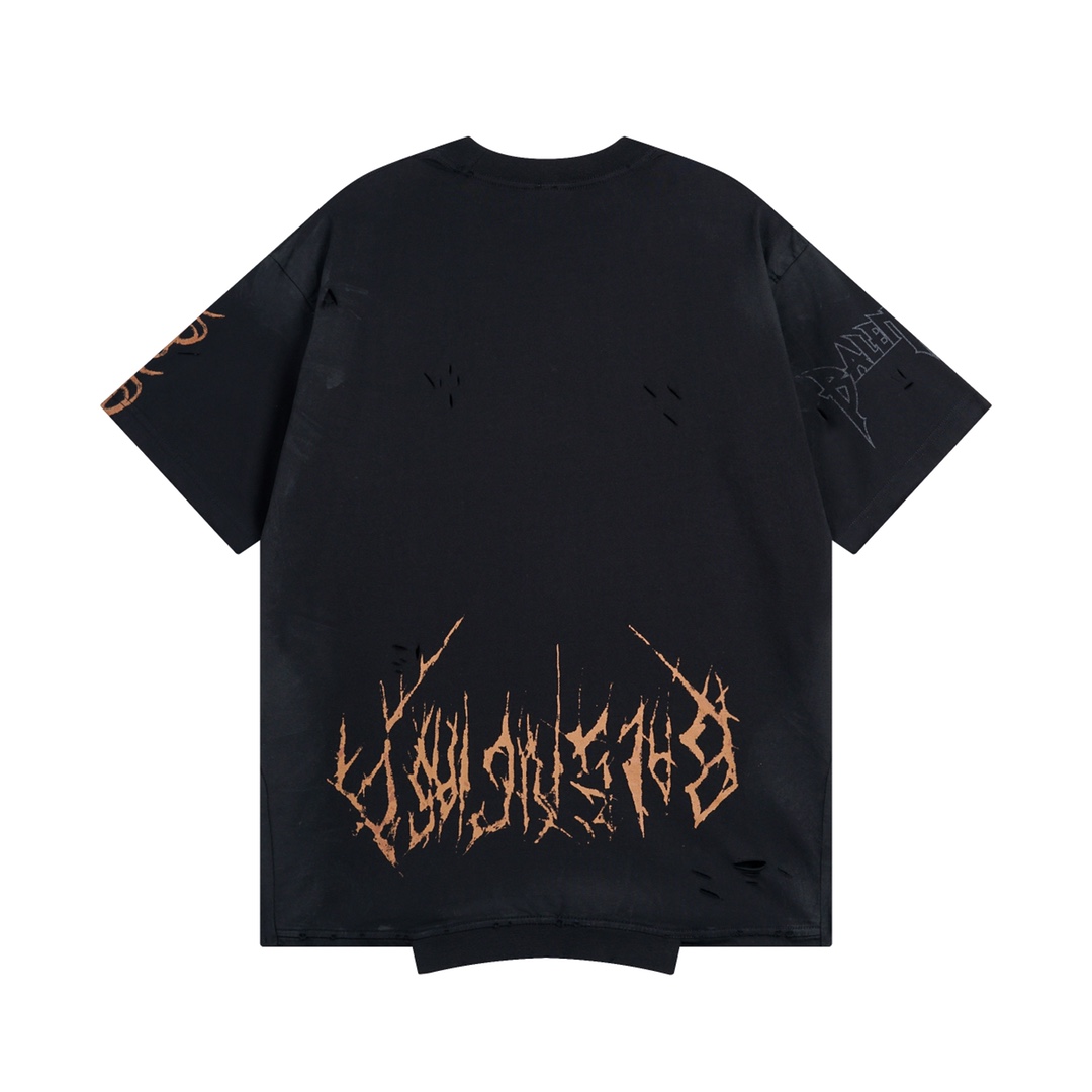 Balenciaga Camiseta Estampada Torre Eiffel Invertida, Diseño Lavado y Destruido 4 i1691581897 6421 2