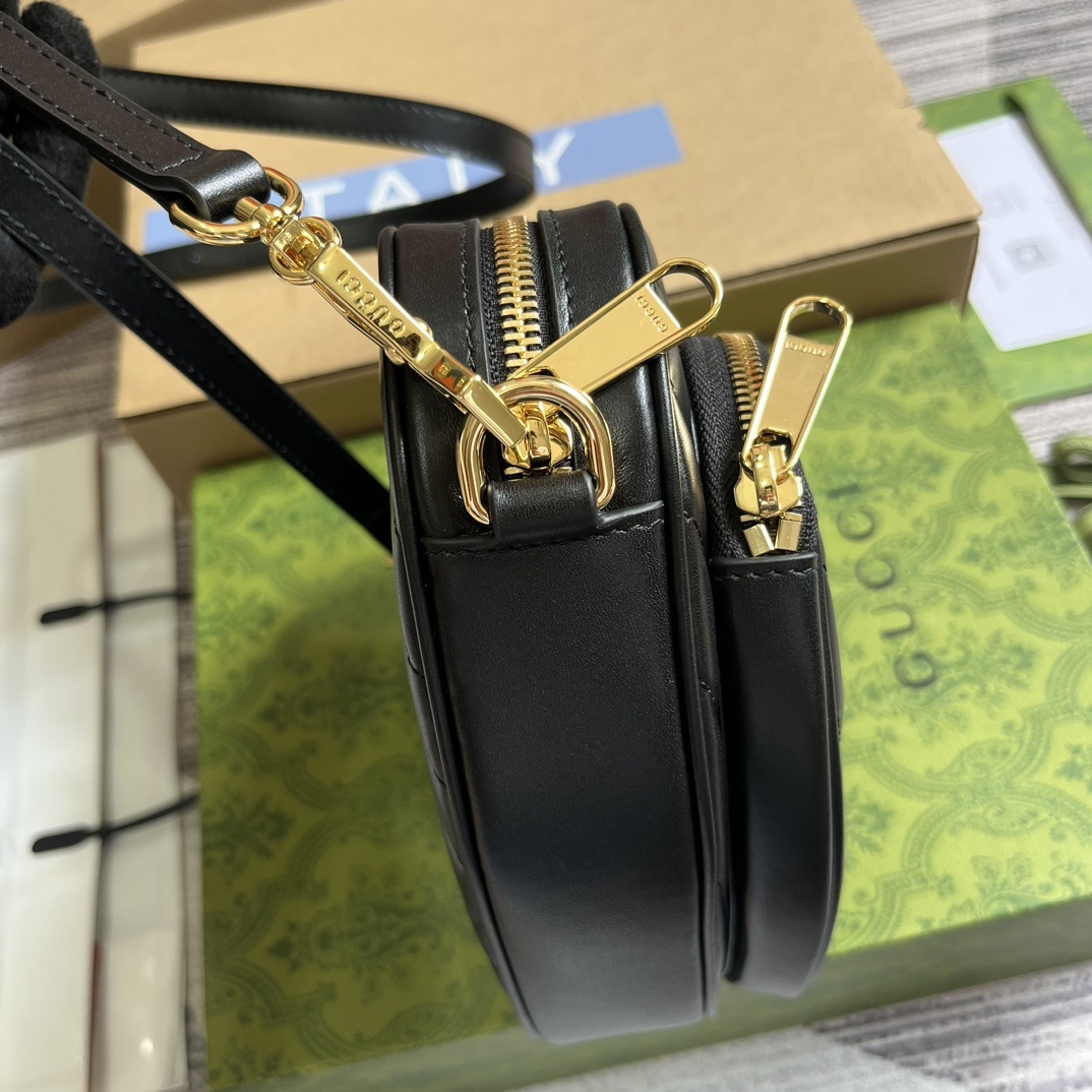 配全套包装️联锁G迷你心形单肩包联锁G主题从过去和现在中汲取灵感以对角线马贝拉塞皮革为特色同心形设计使这