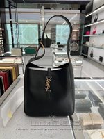 Yves Saint Laurent Handbags Tote Bags
