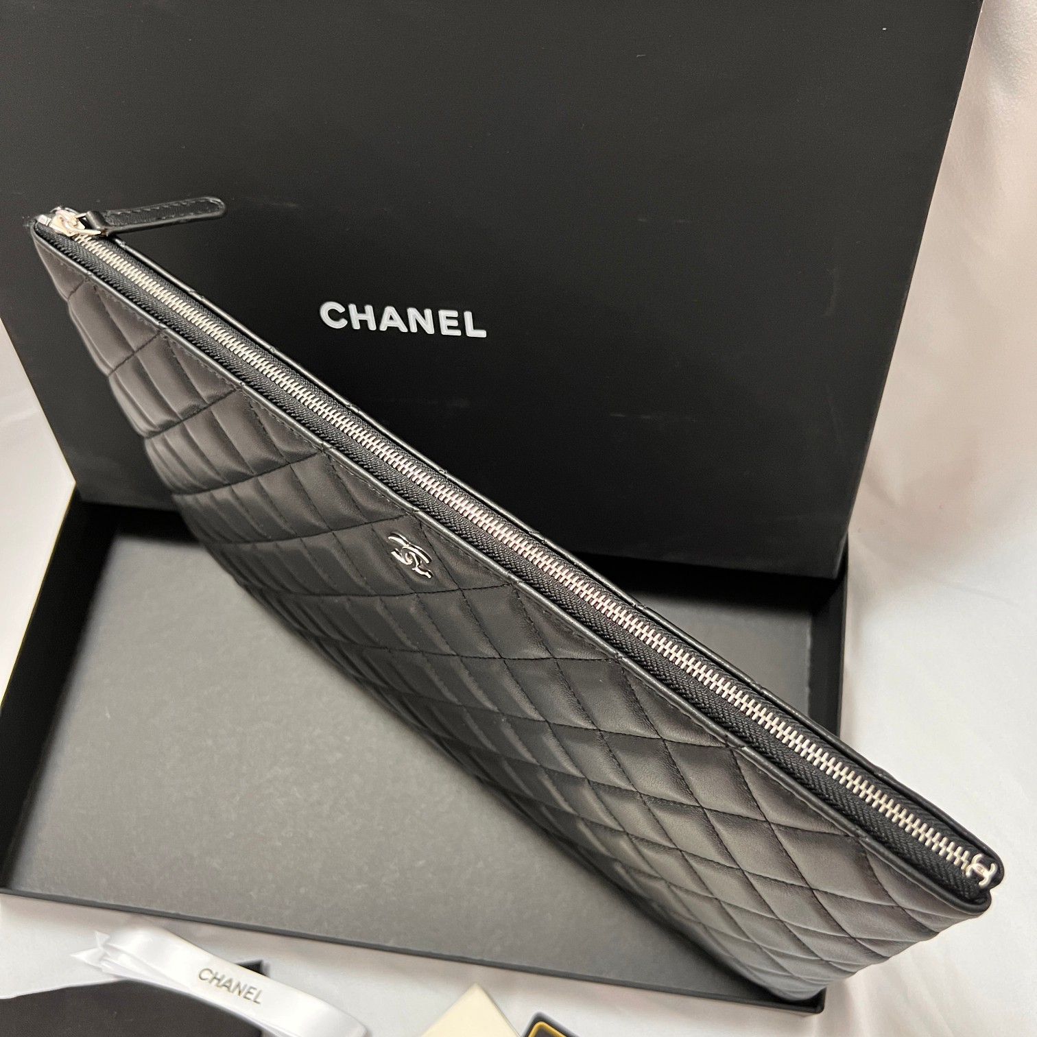 Chanel 小香 Ipad手拿包