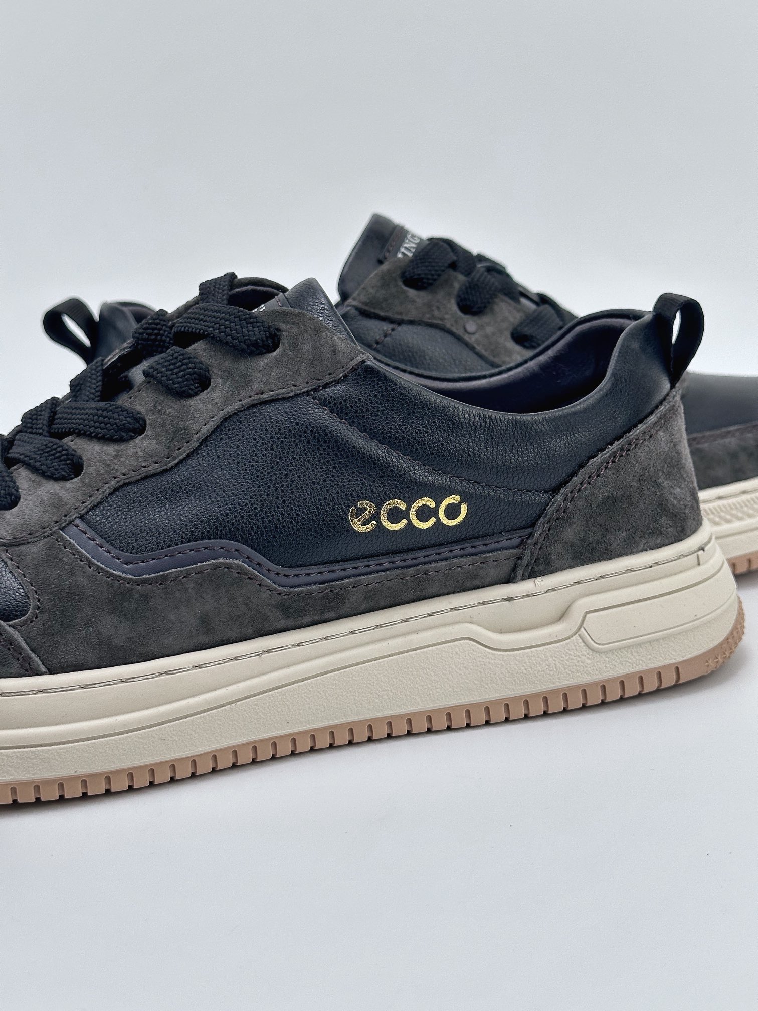 ECCO/ECCO sports running shoes/casual shoes quality steel stamped logo exclusive official website customization