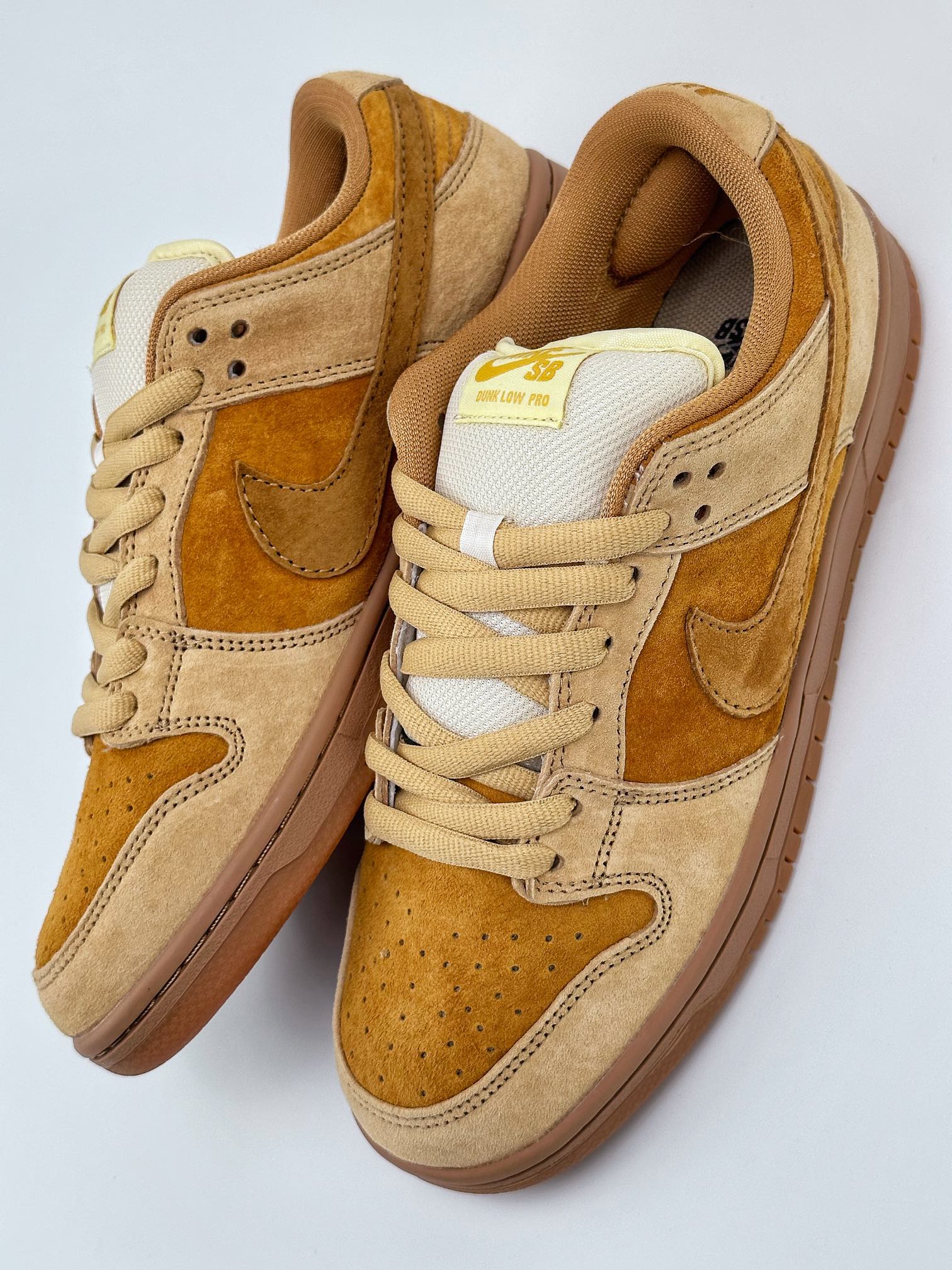 Nike SB Dunk Low Wheat Brown 883232-700