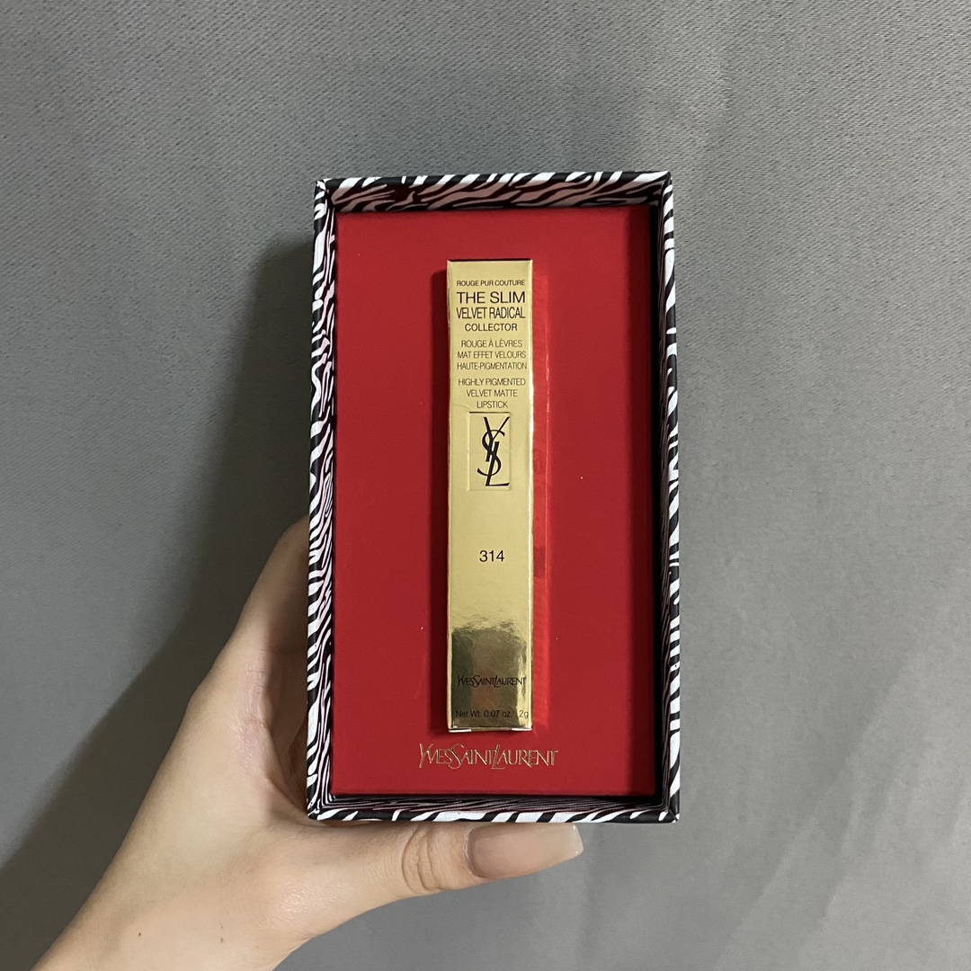 Saint Laurent Haute Couture Couture Beauty Luxury Skincare Cosmetics 2