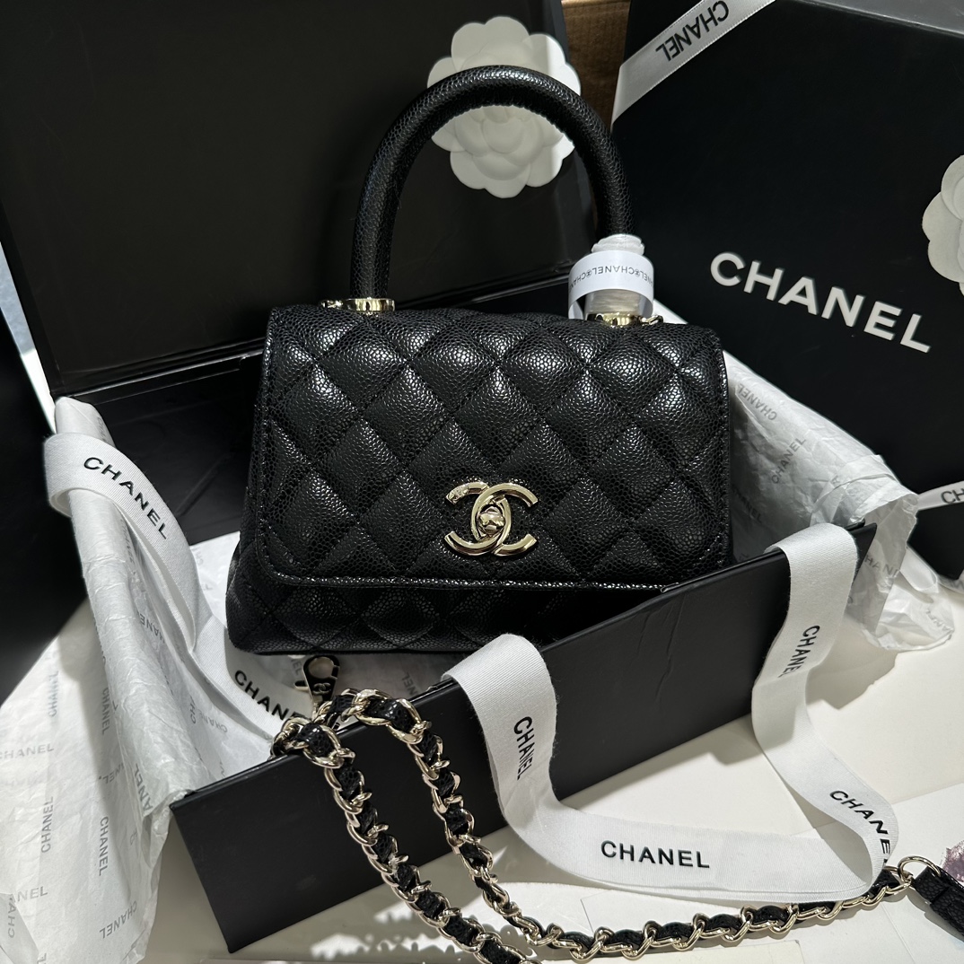 Chanel Classic Flap Bag Sacs À Bandoulière & À Épaule Boutique de luxe
 Femmes Quincaillerie en or Cuir vache Fashion