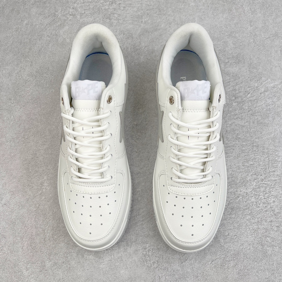 图片[2]-＃PB版 福利特价 JJJJound x Bape Sta To Low 猿人头经典低帮运动休闲板鞋 联名白灰 全套原纸板楦头开发 确保原汁原味 市场最完美低趴版型 一比一鞋头弧度高度鞋身弧度 外贸平台指定订单 匠心打造 开发时长超过半年 独家私模磨具冲刀加持 原厂特供皮料光泽色卡零偏差 内里均采用市场最好的超软原厂填充棉 原数据进口机台高频印压LOGO 最高QC检验标准 控制溢胶瑕疵 深浅定位均保持zp一致 中底嵌入Ortholite缓震材质 全套原包装 包含猿人logo 定制防尘袋 尺码：36 36.5 38 38.5 40 40.5 41 42 42.5 43 44 44.5 45 46-选品中心