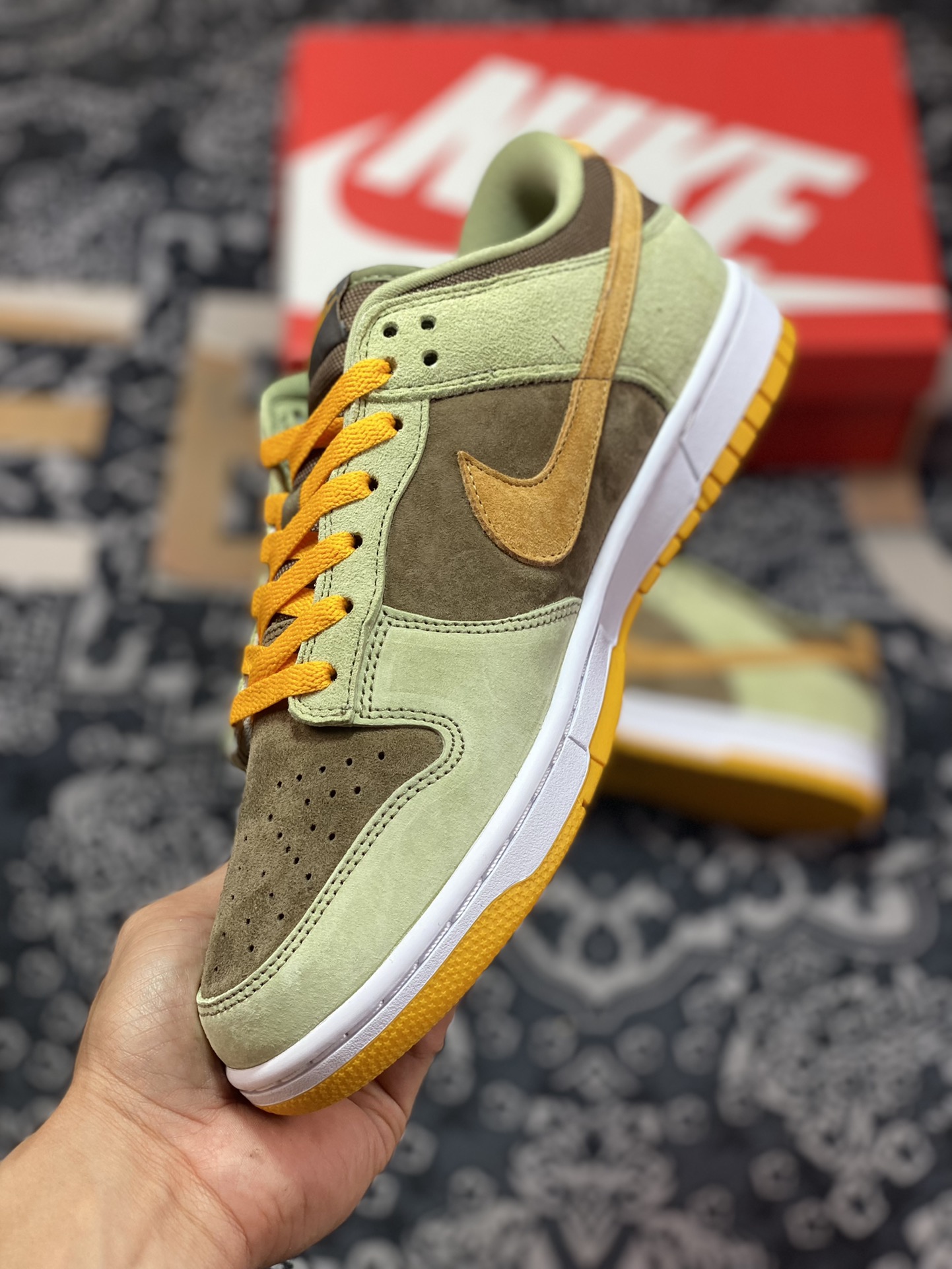 Nike Dunk Low Dusty Olive DH5360-300