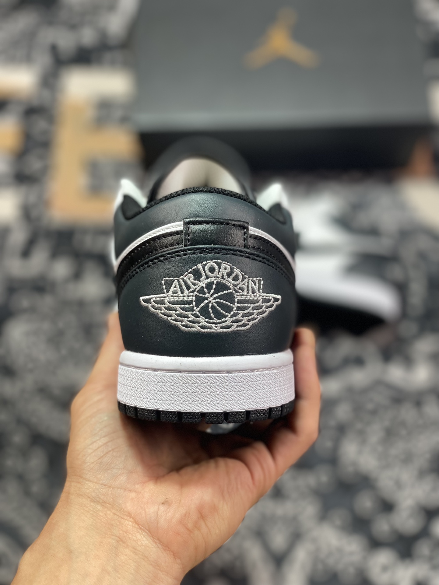 Air Jordan 1 Low White Black 553560-132