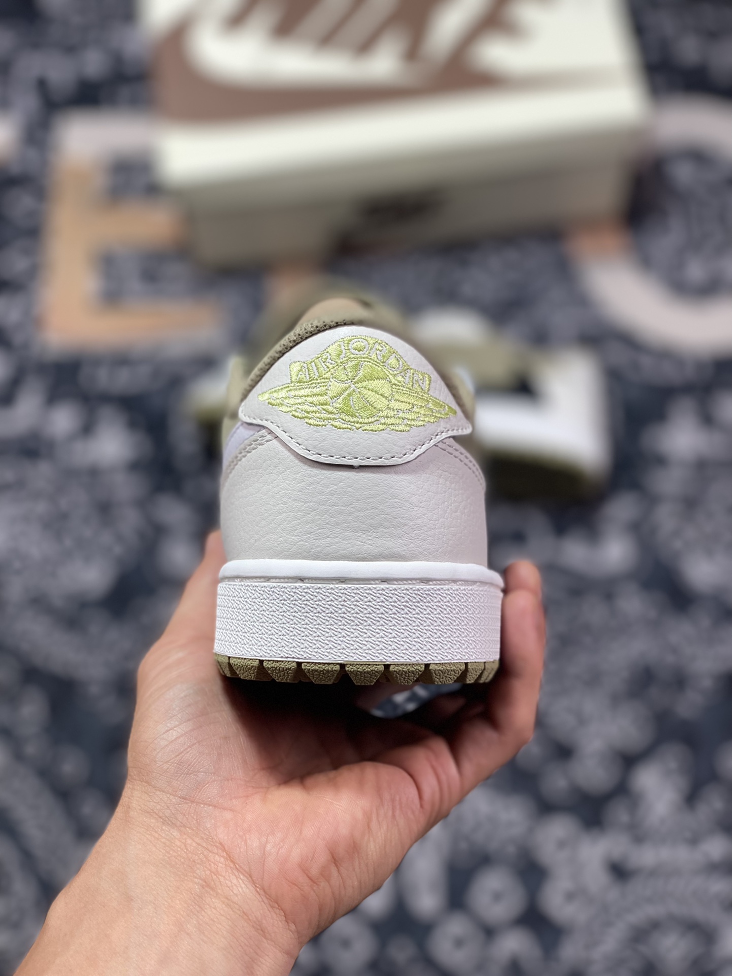 Preferred Travis Scott x Air Jordan AJ1 Low Golf ”Olive” TS joint inverted hook golf low-top FZ3124-200