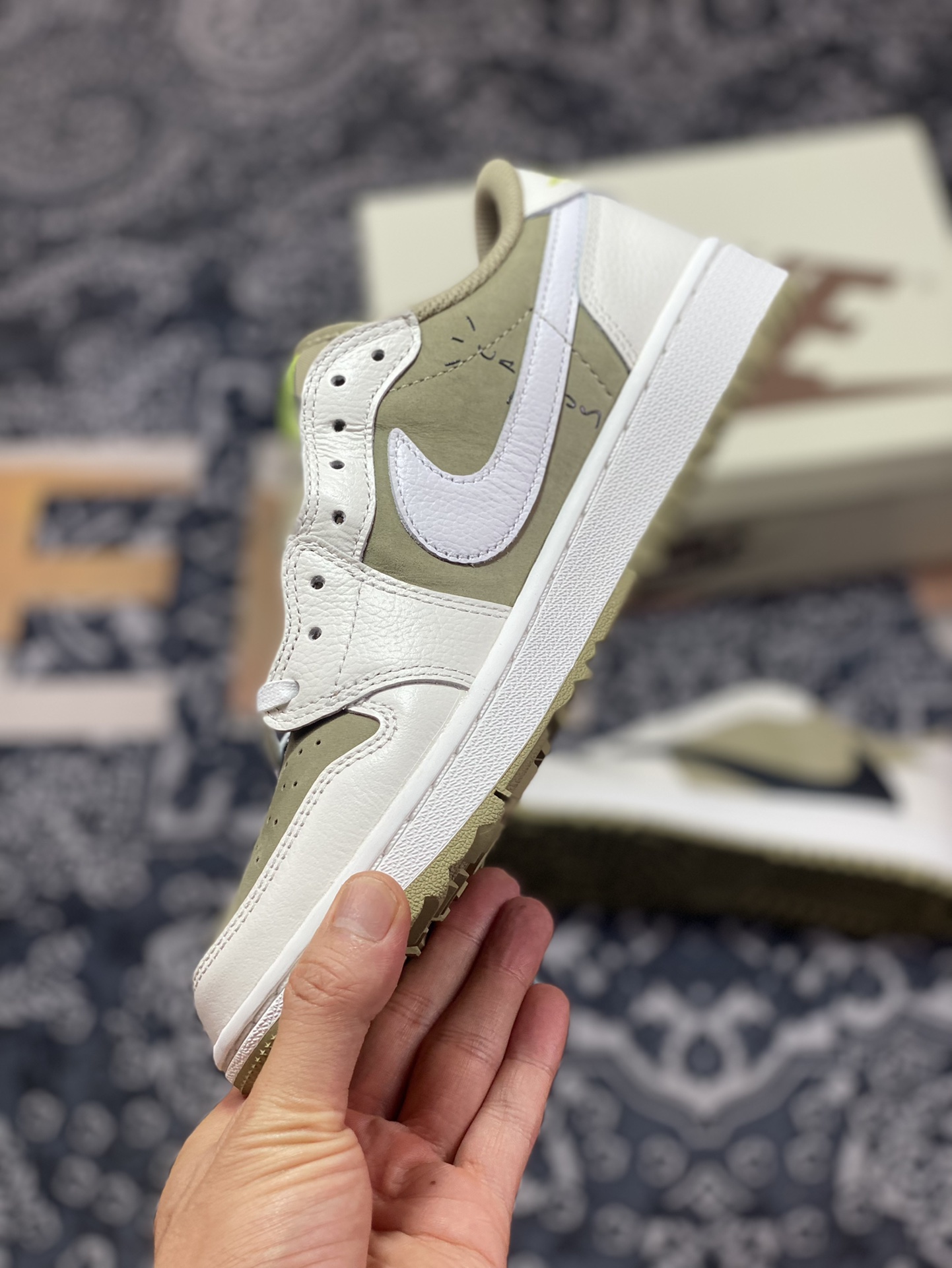 Preferred Travis Scott x Air Jordan AJ1 Low Golf ”Olive” TS joint inverted hook golf low-top FZ3124-200