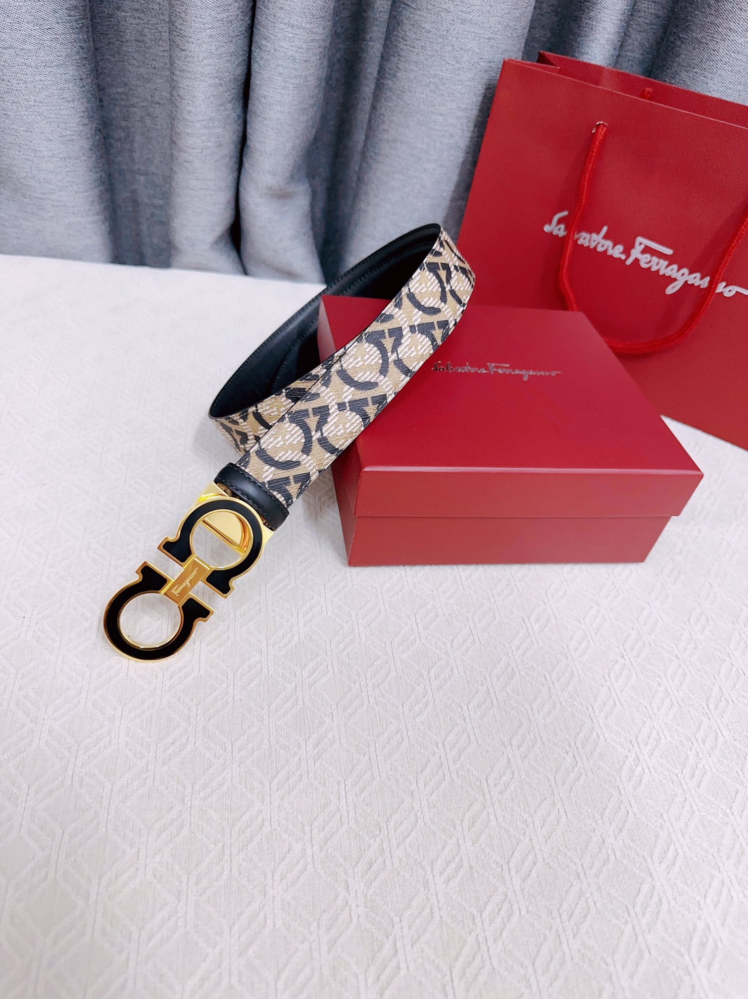 Ferragamo菲拉格慕Ferra