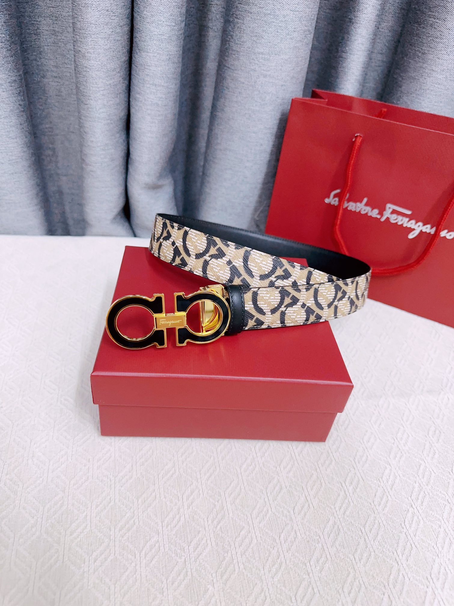 Ferragamo菲拉格慕Ferra