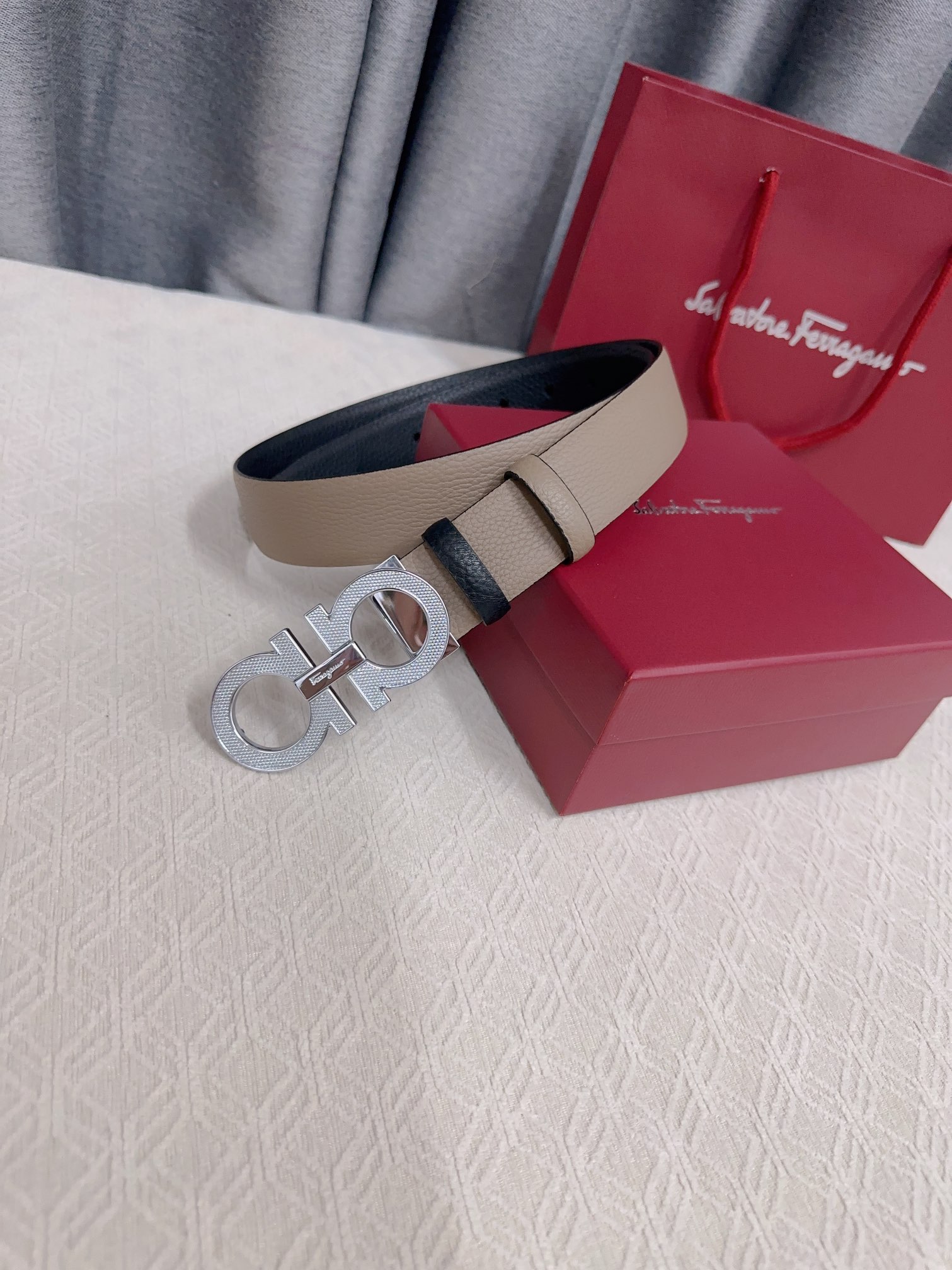 Ferragamo菲拉格慕Ferra