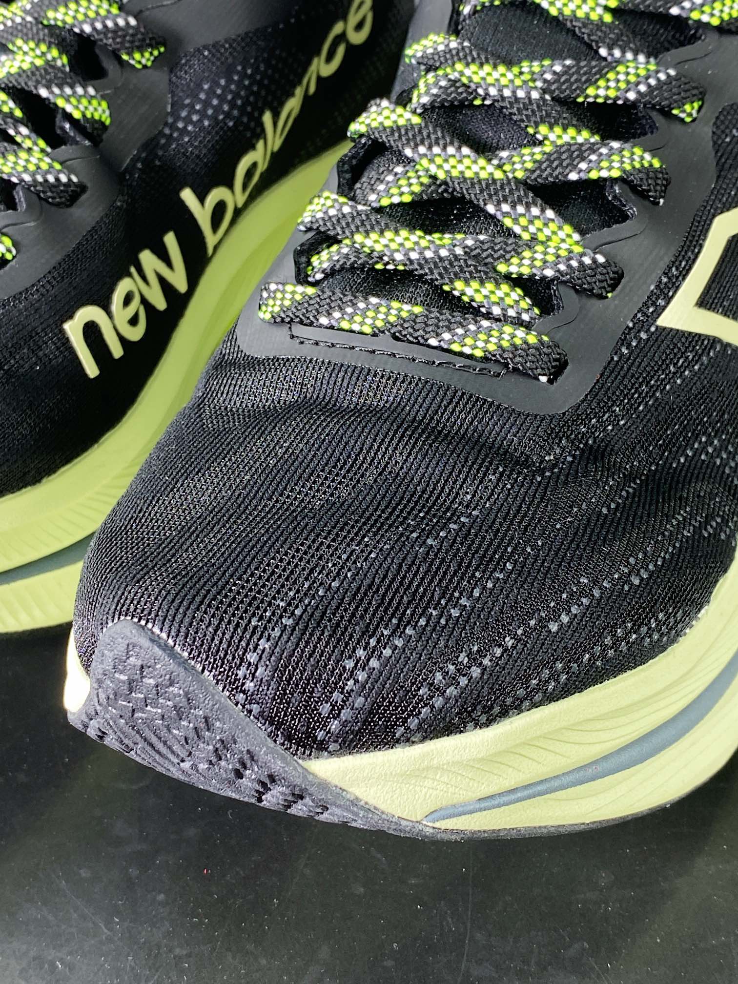 New Balance FuelCell SuperComp Trainer V2 sports running shoes ”Mesh Black and Yellow” MRCXLG3