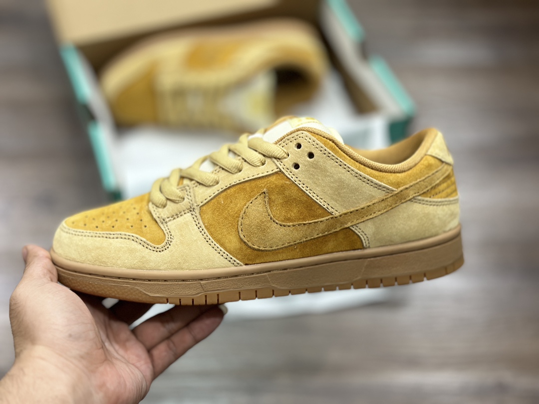 NIKE SB Dunk Low 低帮休闲运动鞋 883232-700