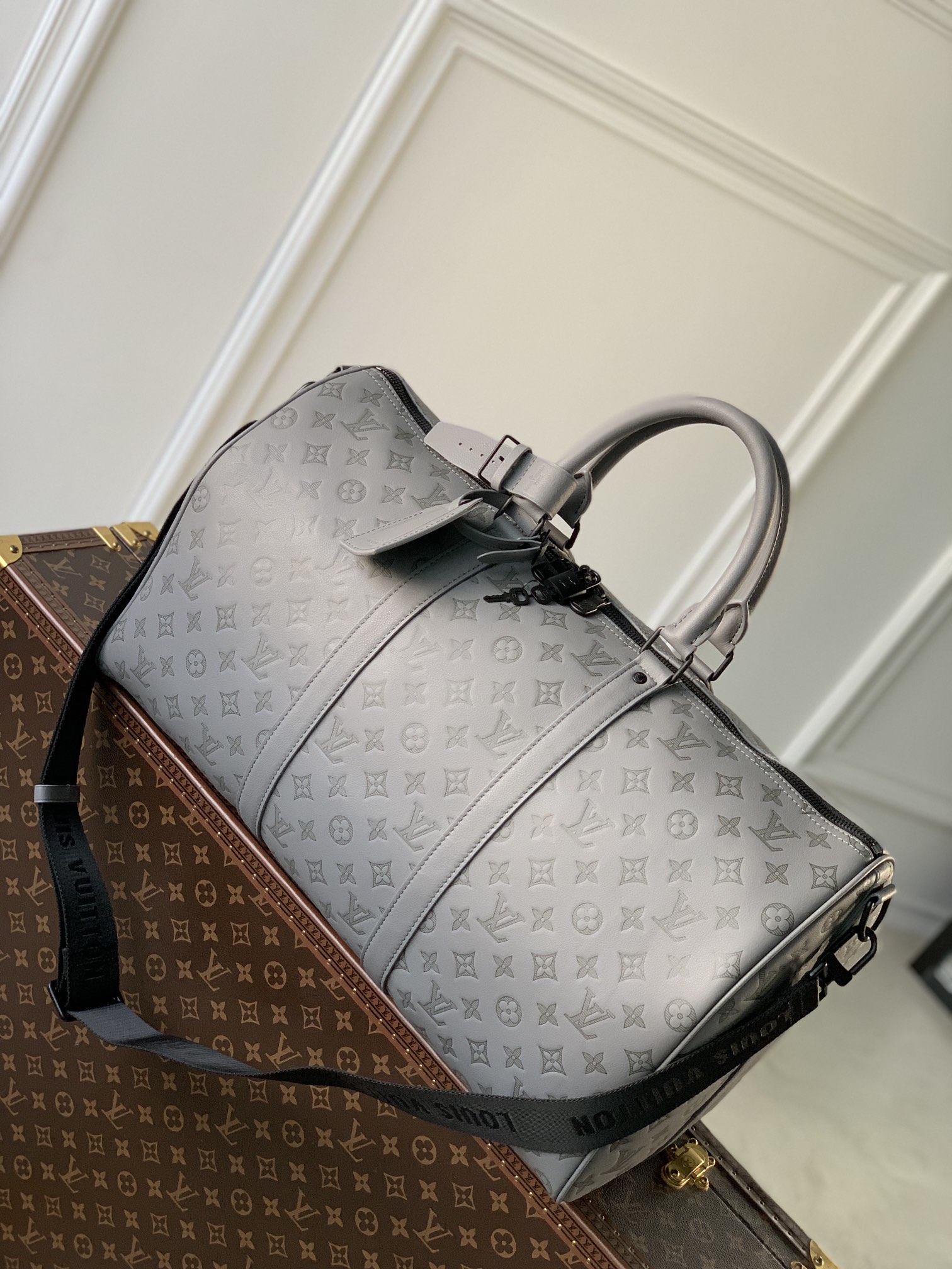 Copy AAA+
 Louis Vuitton LV Keepall Travel Bags Grey Cowhide M46117