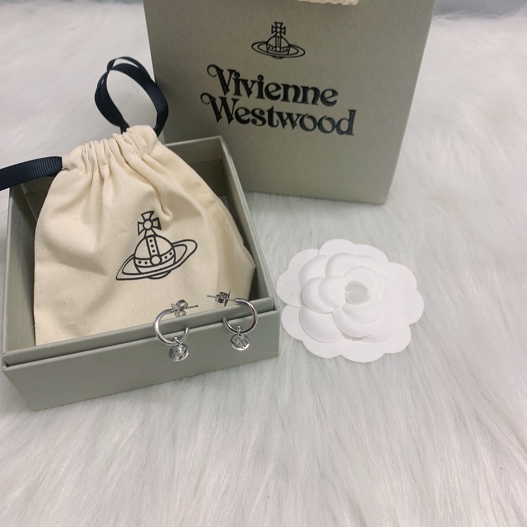 Vivienne Westwood 西太后迷你立体小土星耳环
