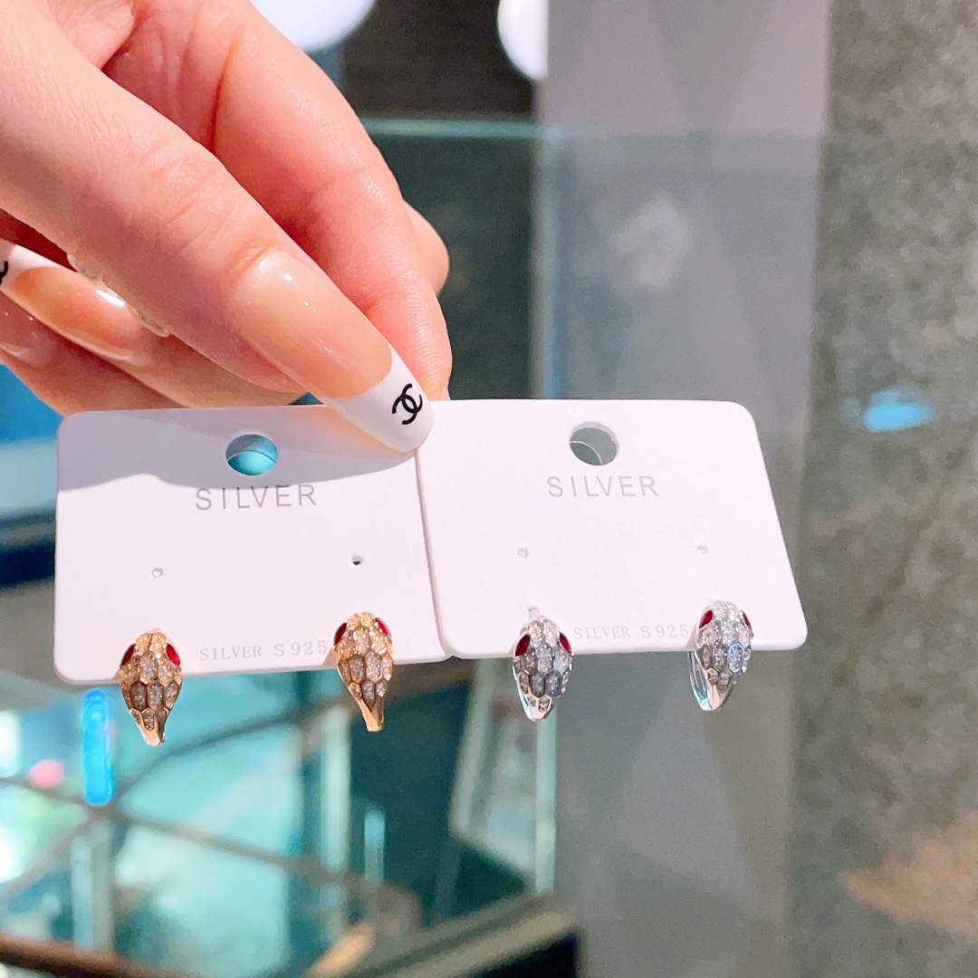 Hypoallergenic Silver Ear Cuffs Minimalist Graduation Silver