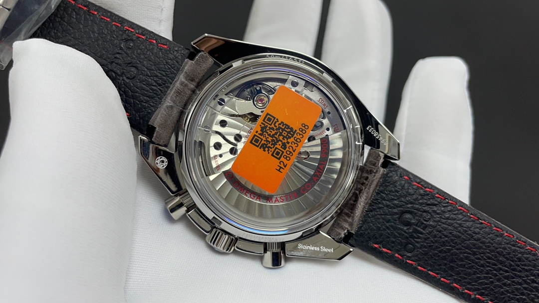 Omega 欧米茄 超霸 至臻天文台计时表 44mm 9900机