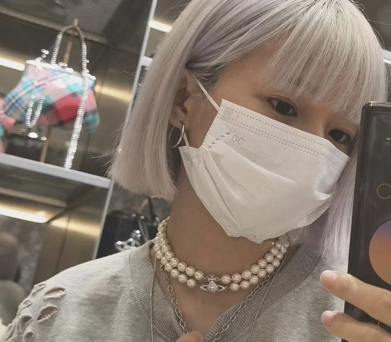 Vivienne Westwood 新品上架西太后双层珍珠磁扣土星项链