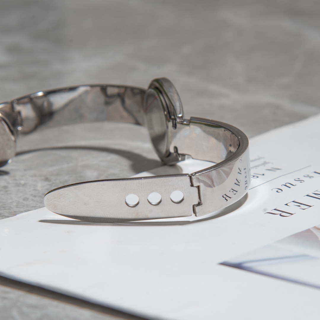 NO:394422,Gucci Details.,,gucci19860909古驰 细节拿捏.,,gucci,Watch