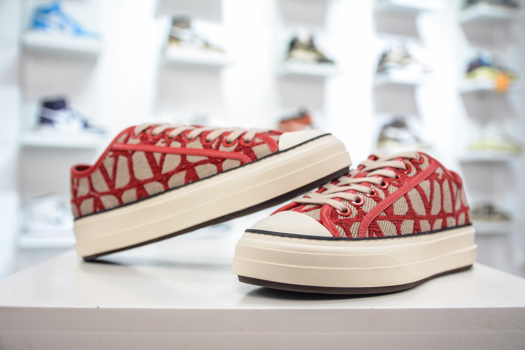 Valentino Garavani Totaloop V logo print low-top sneakers