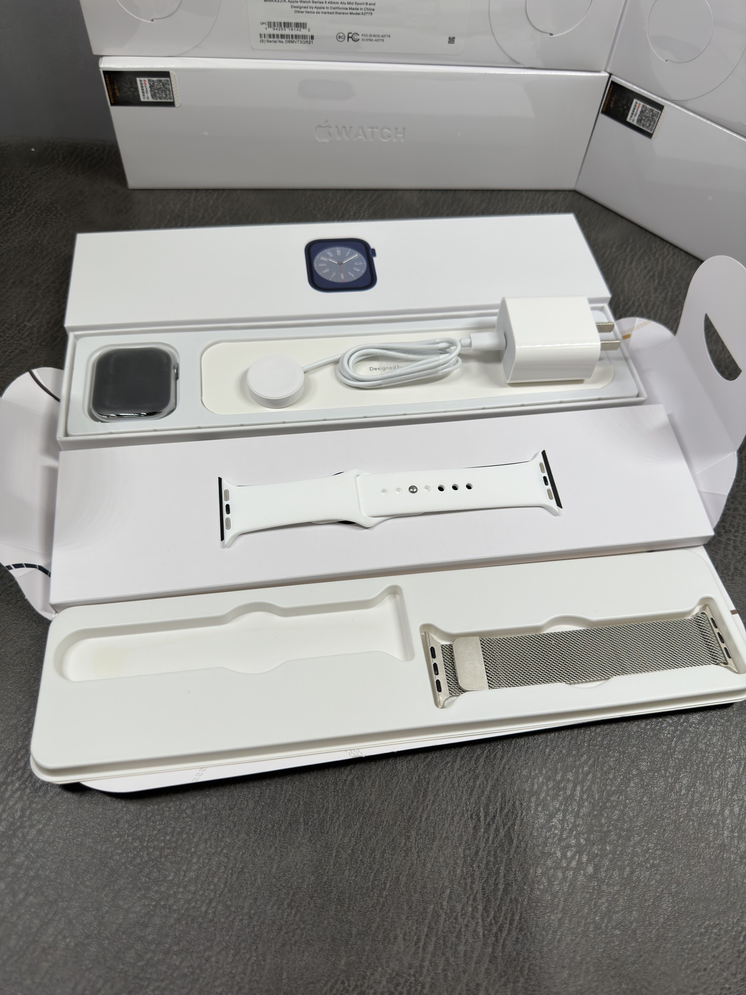 💰250
苹果Apple Watch Series8智能手表 京东旗舰版❗
表框颜色:银色米兰尼斯🔘
独家开模1:1复刻 市面复刻最屌京东版 ❗️
开关机带logo
45MM表盘 星光色铝金属表壳
标配清单:手表➕标配表带➕额外赠送表带(可选)➕无线充电器➕快充头➕说明书➕原装包装
售后:无佩戴痕迹 不刮花 不磨损 手表机身膜不撕 包装齐全不损坏 15天内可退换、机芯保修三个月(进水、人为除外)‼️‼️