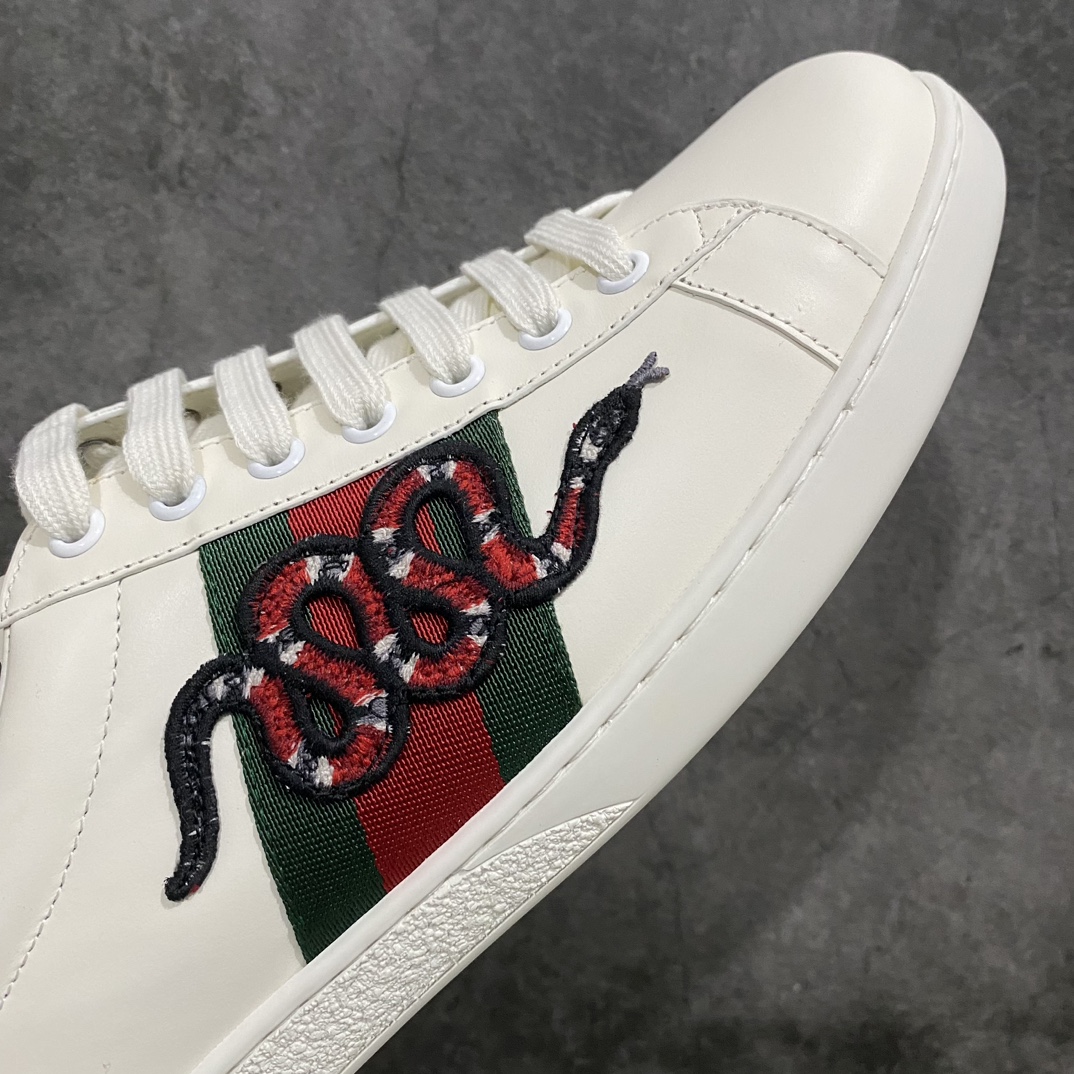 [Purely made in Dongguan] Gucci white shoes series classic snake comes with original shoe tongue imitation wear environmentally friendly paper pad