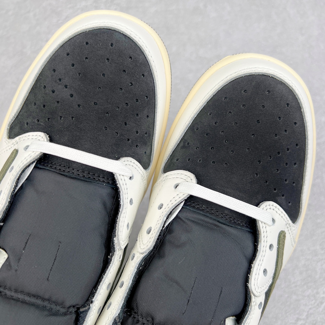 图片[6]-＃LJ渠道版 Travis Scott x Air Jordan AJ1 Low OG SP TS联名白黑绿倒钩低帮 DZ4137-106 原盒原配 原厂拉帮工艺 针距密度一致 全新升级网板中底 原楦原纸板开发 后跟弧度收口自然不对折 极致一眼正品既视感 原厂皮料 进口玻璃冲刀皮料裁剪零毛边 承诺百分百一致原鞋 全鞋电脑针车工艺 鞋面清洁度最高QC检验标准 控制溢胶 原厂电绣工艺 鞋标鞋盒、防尘纸 均采购来自原厂 尺码：36 36.5 37.5 38 38.5 39 40 40.5 41 42 42.5 43 44 44.5 45 46 47.5-选品中心