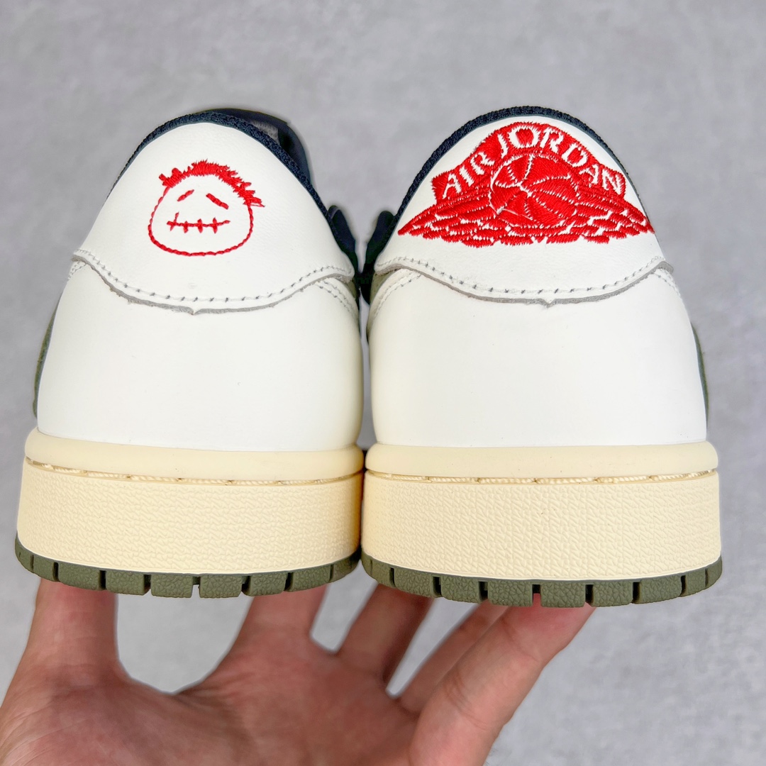 图片[8]-＃LJ渠道版 Travis Scott x Air Jordan AJ1 Low OG SP TS联名白黑绿倒钩低帮 DZ4137-106 原盒原配 原厂拉帮工艺 针距密度一致 全新升级网板中底 原楦原纸板开发 后跟弧度收口自然不对折 极致一眼正品既视感 原厂皮料 进口玻璃冲刀皮料裁剪零毛边 承诺百分百一致原鞋 全鞋电脑针车工艺 鞋面清洁度最高QC检验标准 控制溢胶 原厂电绣工艺 鞋标鞋盒、防尘纸 均采购来自原厂 尺码：36 36.5 37.5 38 38.5 39 40 40.5 41 42 42.5 43 44 44.5 45 46 47.5-选品中心