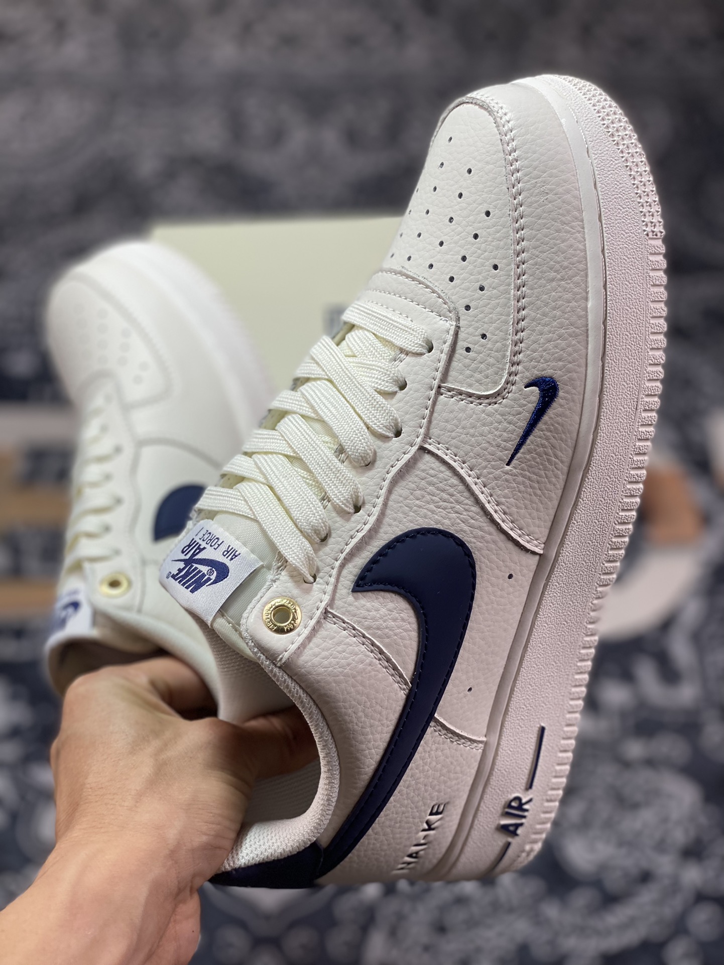 Nike Air Force 1'07”NAI-KE/Beige/Navy” Air Force One classic low-top sneakers ”NAIKE off-white midnight blue hook” NK0621-966